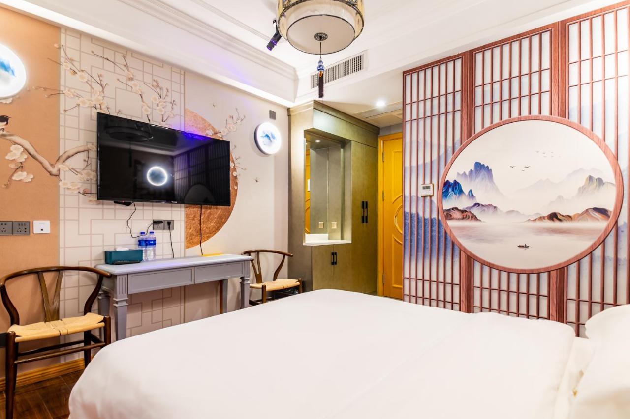 Puzzle - Zhongshan 8th Road Chenjiaci Subway Station Branch Hotel 2*