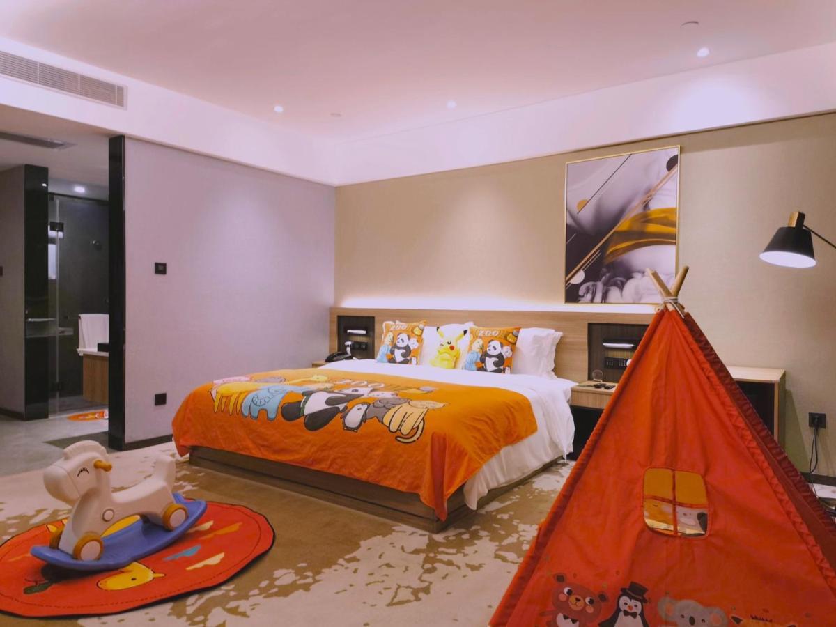 Hotel 广州白云机场花东朝阳路亚朵酒店 Guangzhou