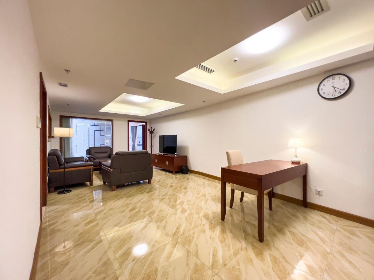 Zhicheng Leader Tour International Apartment-the Legend Building-free Shuttle Bus For Fair-1mins To Line5 Stn Hotel 2*