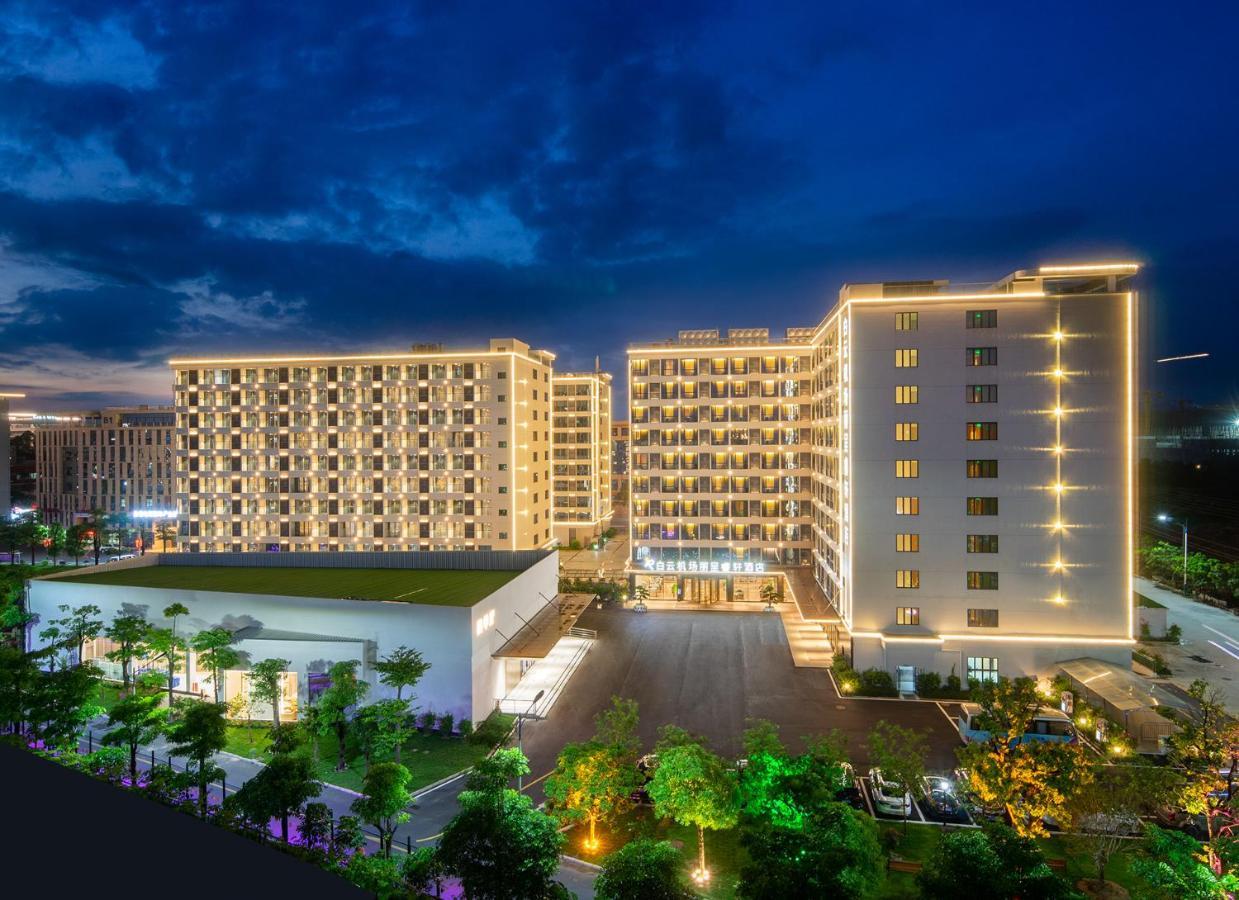 Hotel Baiyun Airport Coco 4*