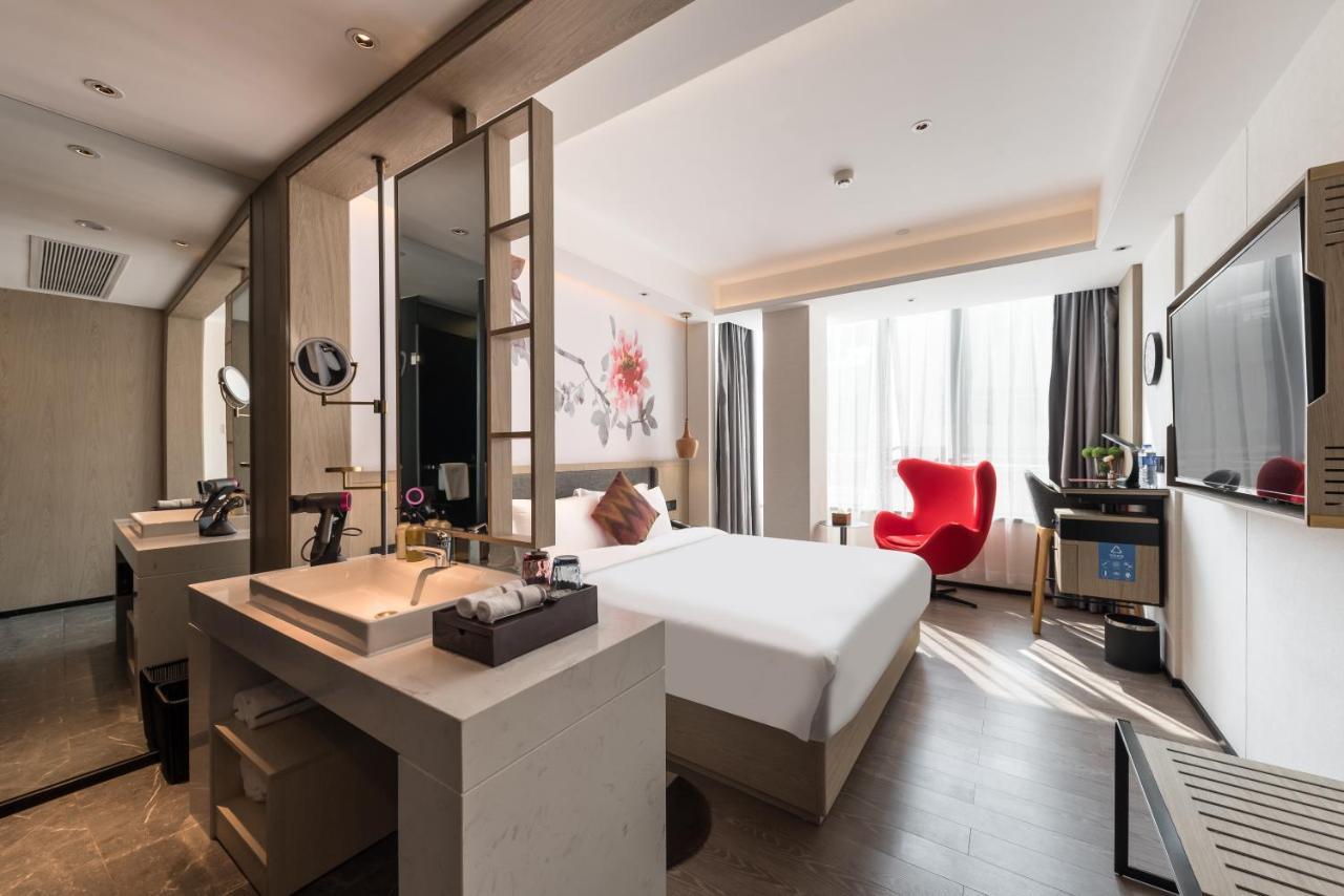 Paco Tower Pazhou-free Shuttle Bus For Fair 4* Guangzhou