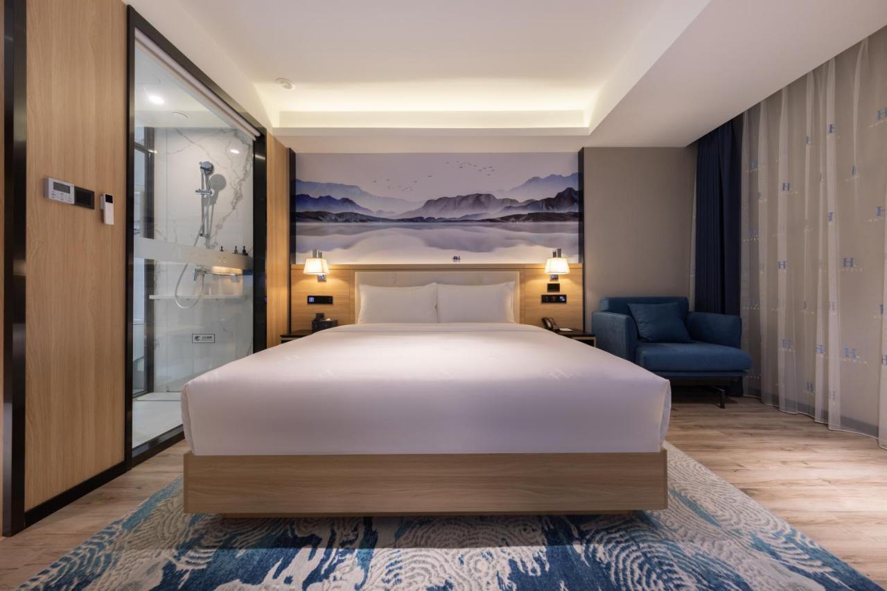 Ausotel By Argyle Baiyun International Airport Renhe Metro Exit B