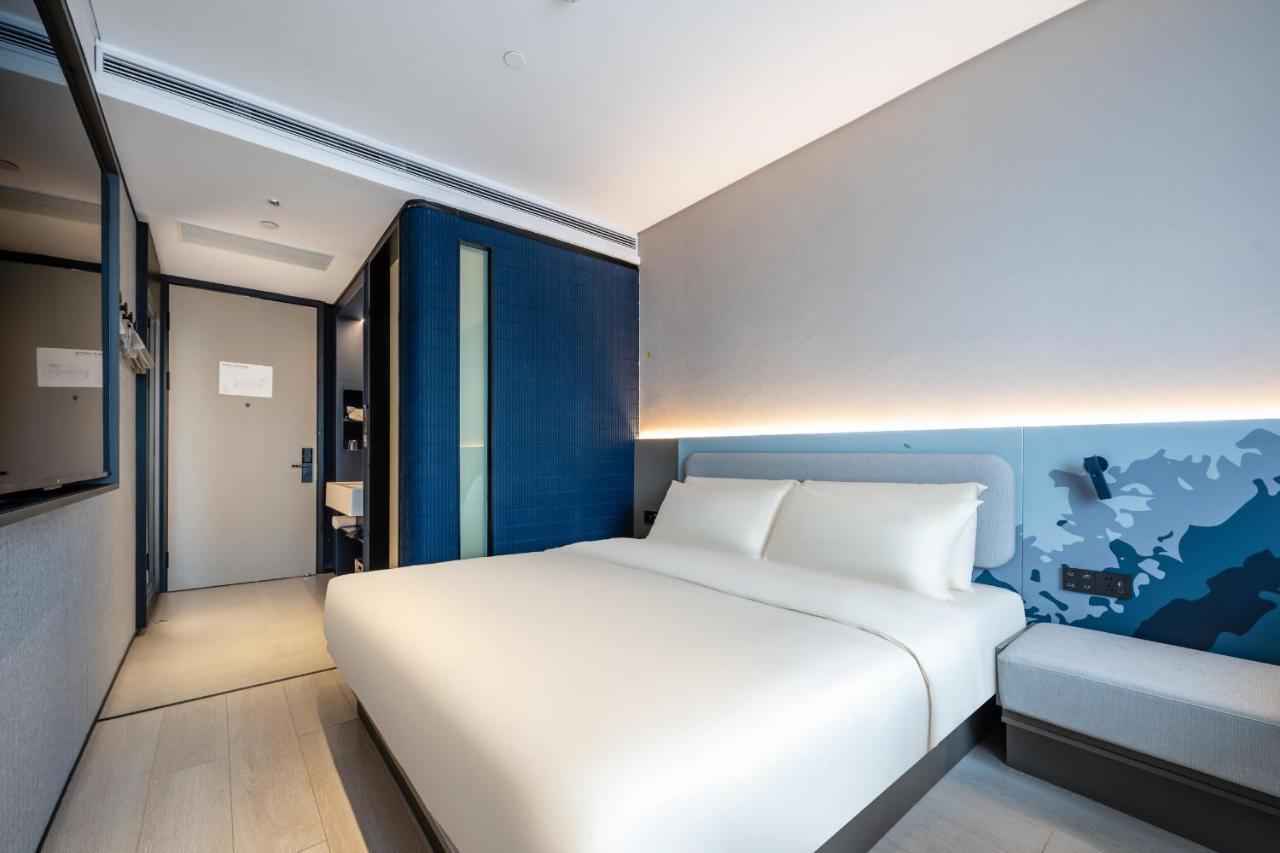 Atour Light Panyu Hanxi Changlong 3*