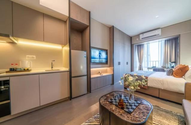 Millenia Executive East Railway Station Zhujiang New Town Branch - Free Shuttle Bus To Fair Complex During Fair Period Hotel