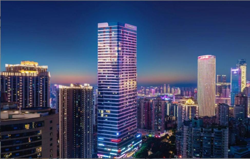 Hotel Millenia Executive East Railway Station Zhujiang New Town Branch - Free Shuttle Bus To Fair Complex During Fair Period 3*
