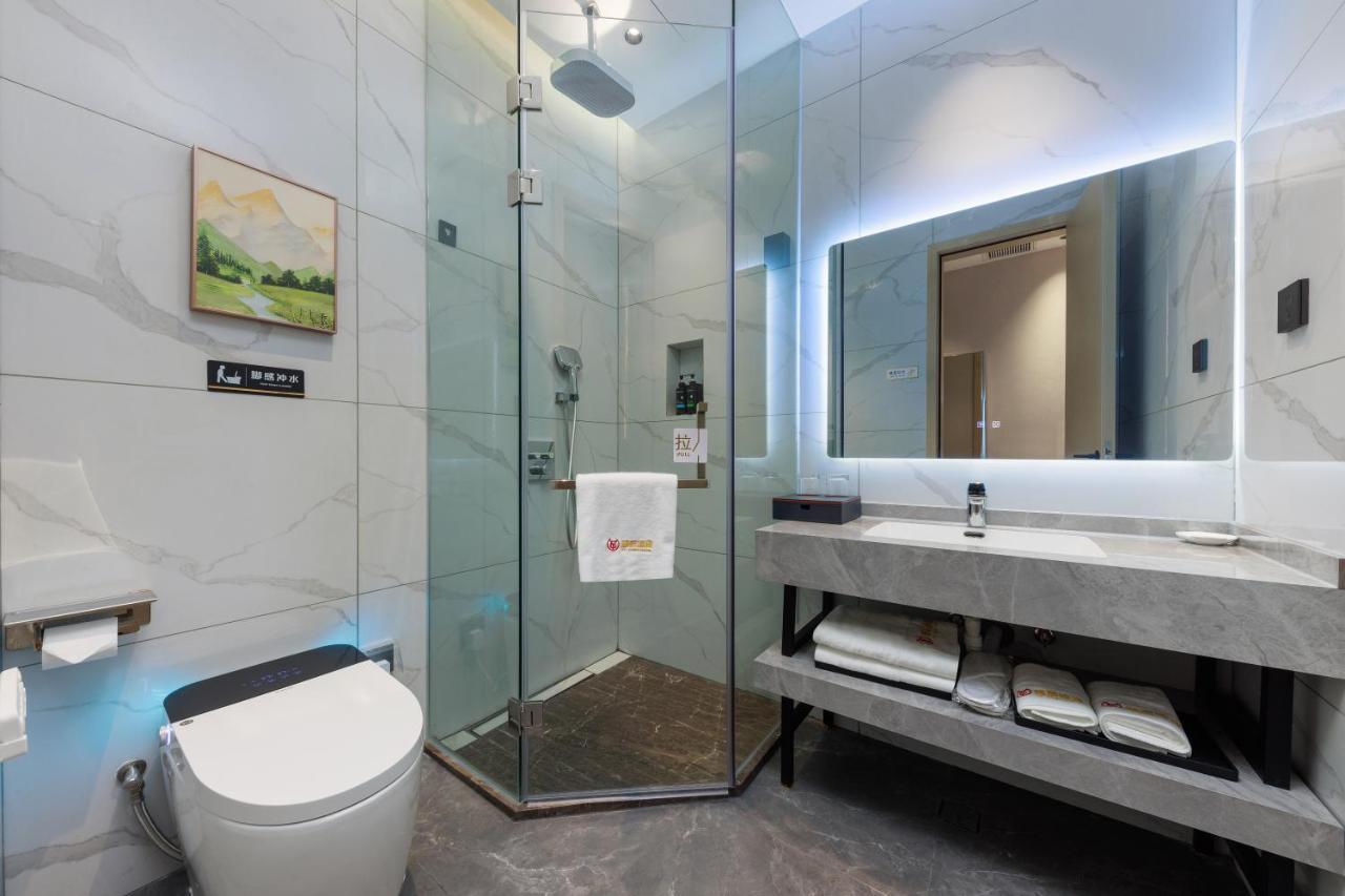 Hotel Yachen 2*
