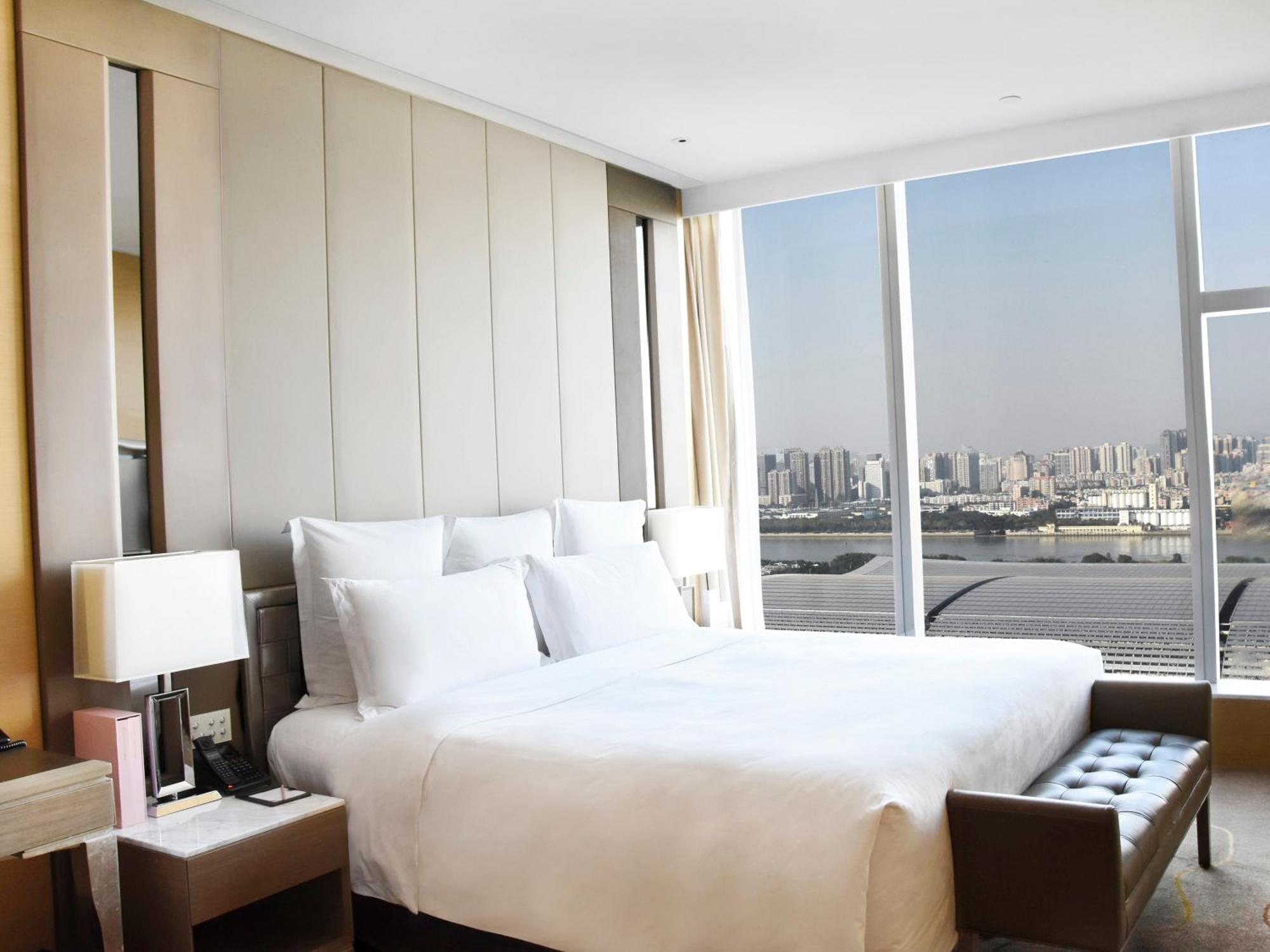 Hotel Langham Place - Walking Distance To Fair & Overseas Buyers Registration Service Guangzhou