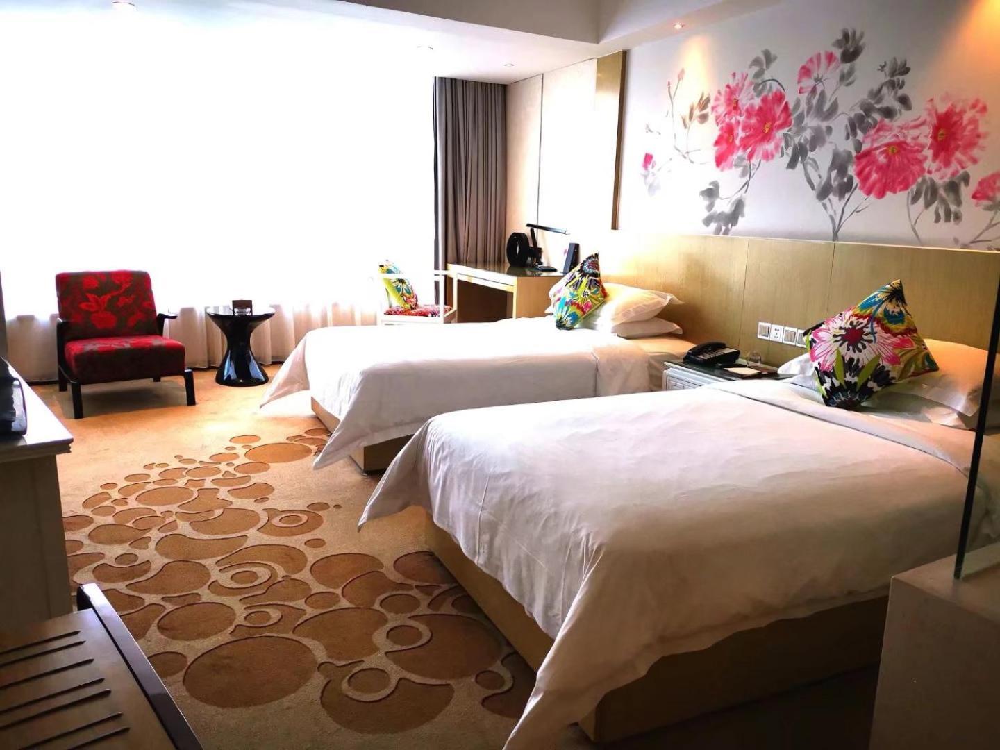 Paco Tuanyida Metro Guangzhou-free Shuttle Bus For Fair Hotel 4*