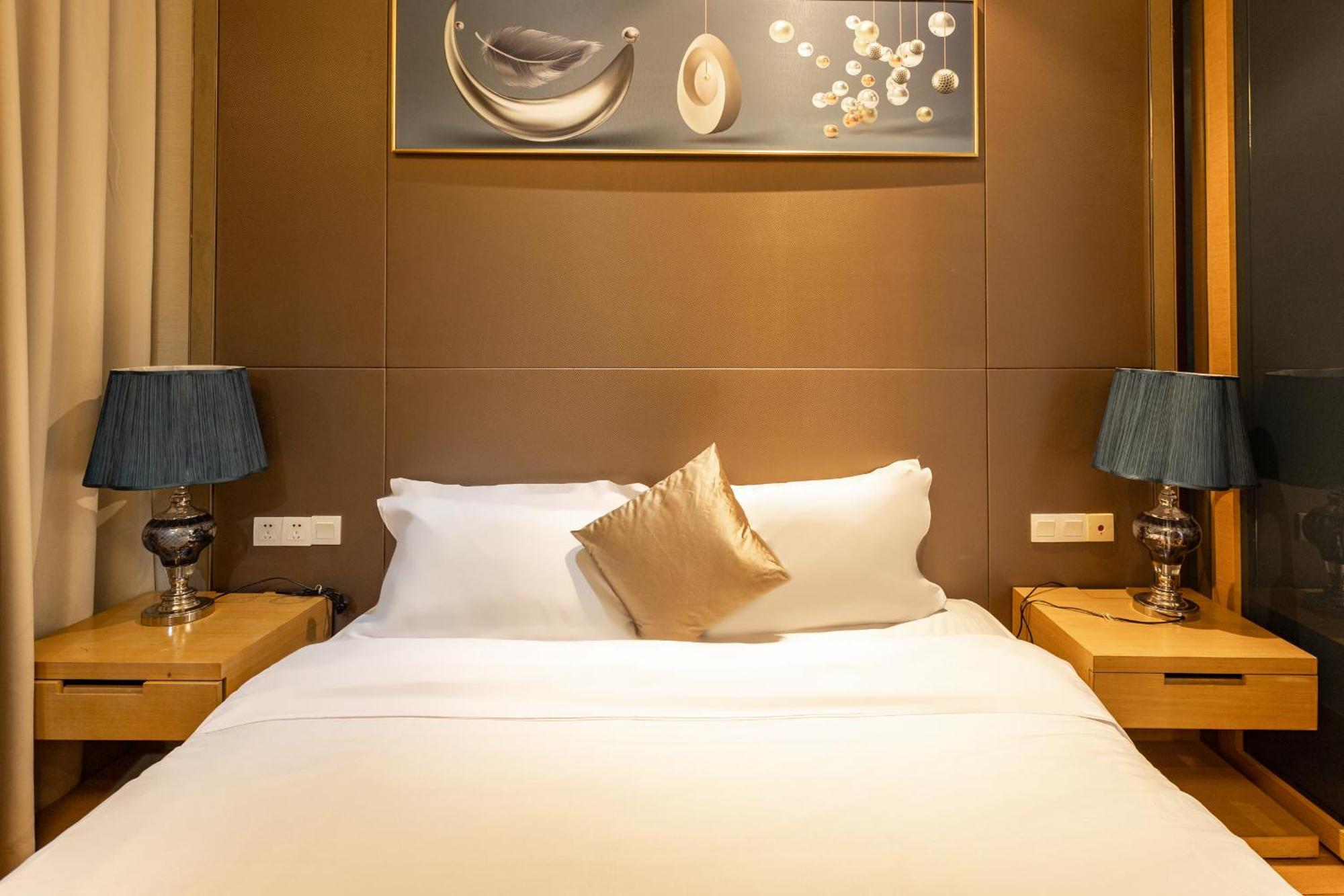 Xing Yi International - Poly World Branch Apartment *