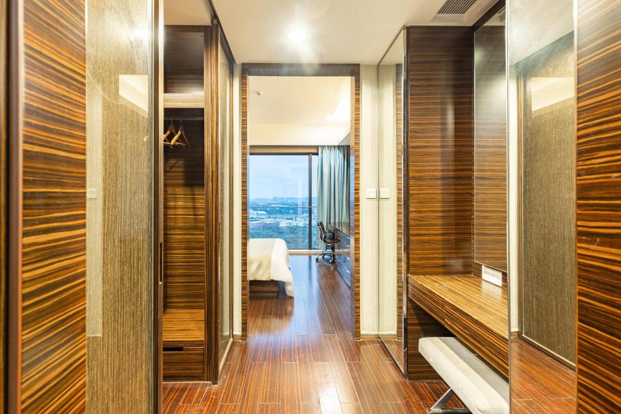 Xing Yi International - Poly World Branch Apartment *