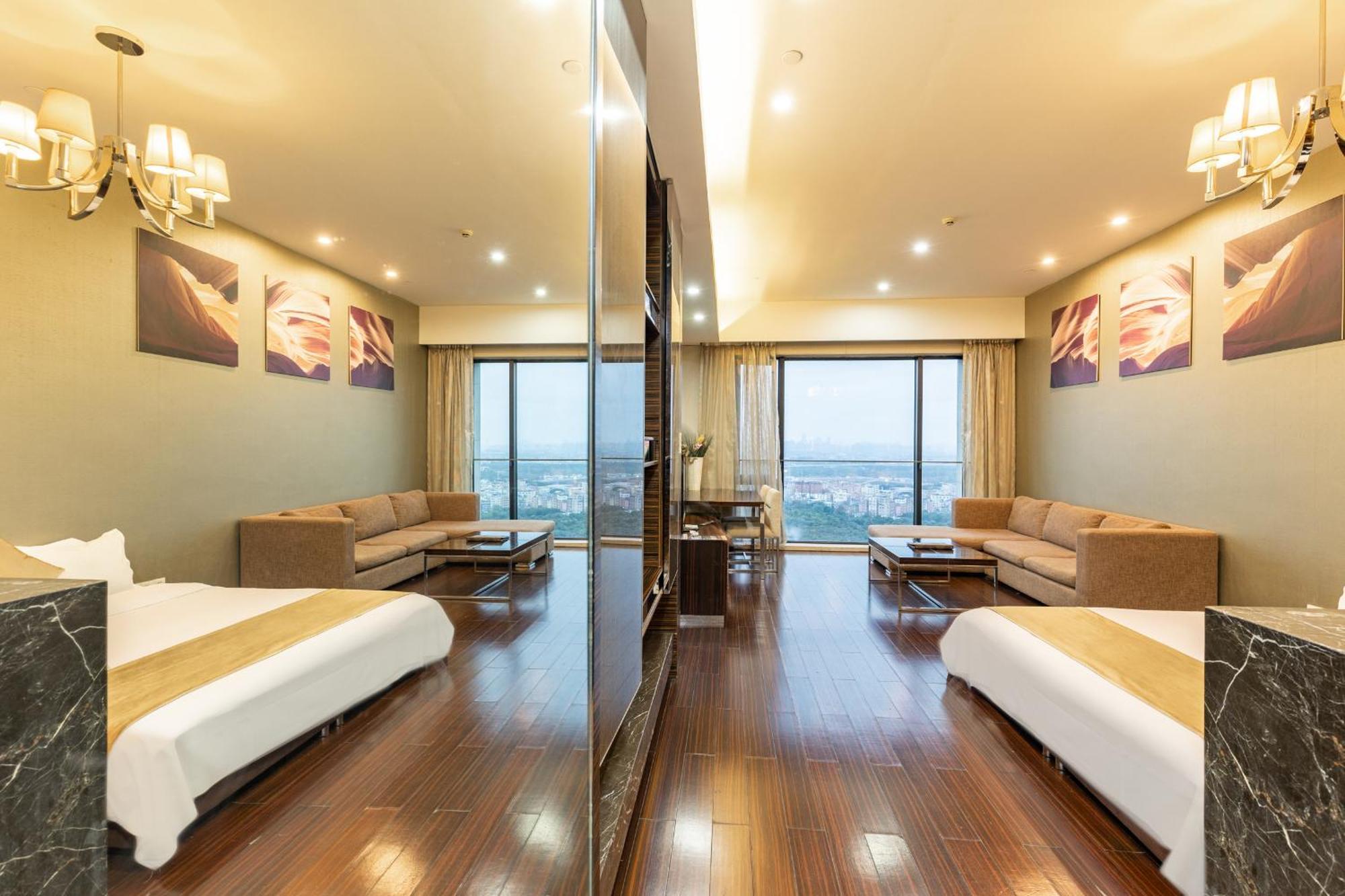 Apartment Xing Yi International - Poly World Branch *