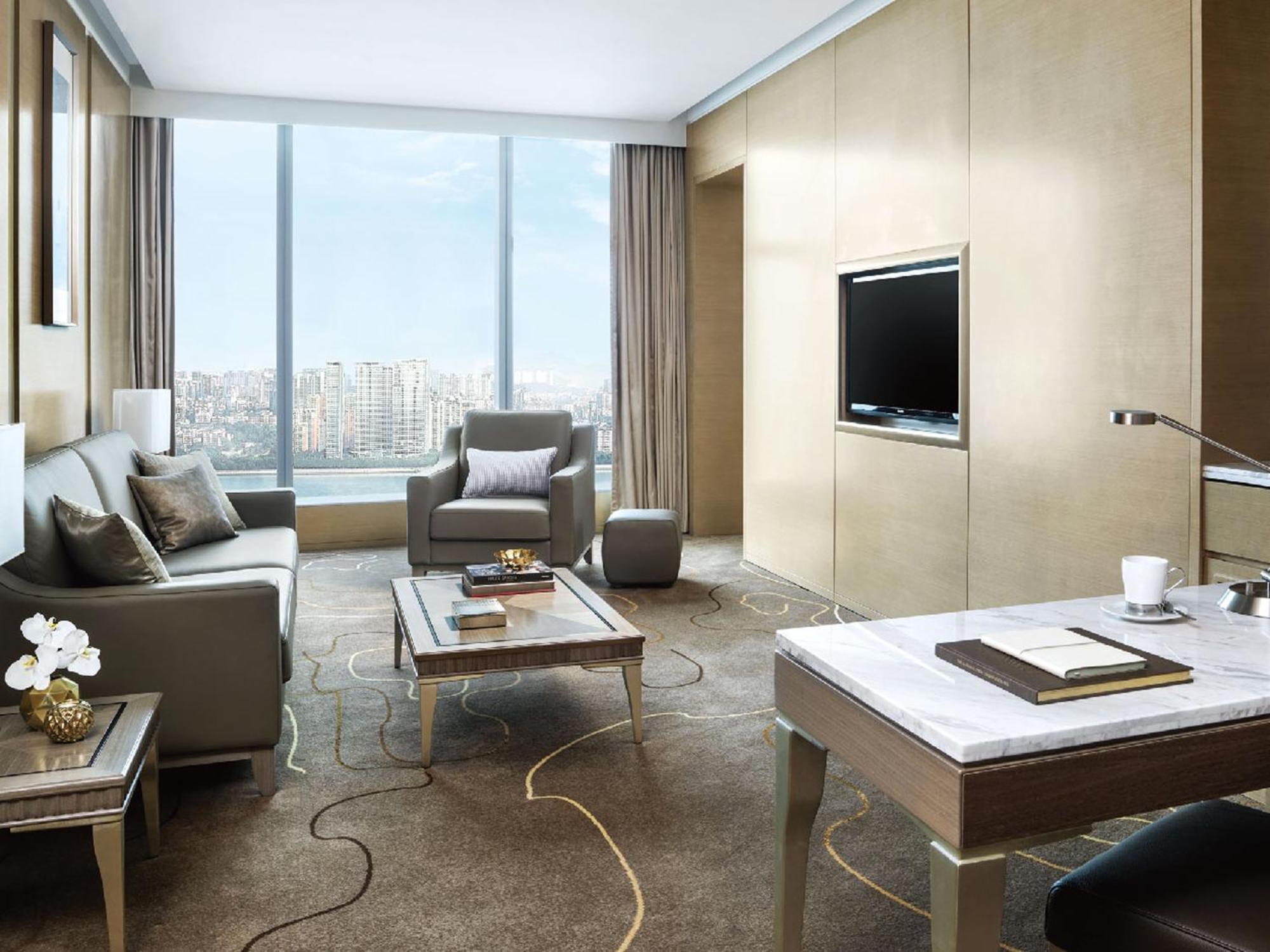 Langham Place - Walking Distance To Fair & Overseas Buyers Registration Service 5*