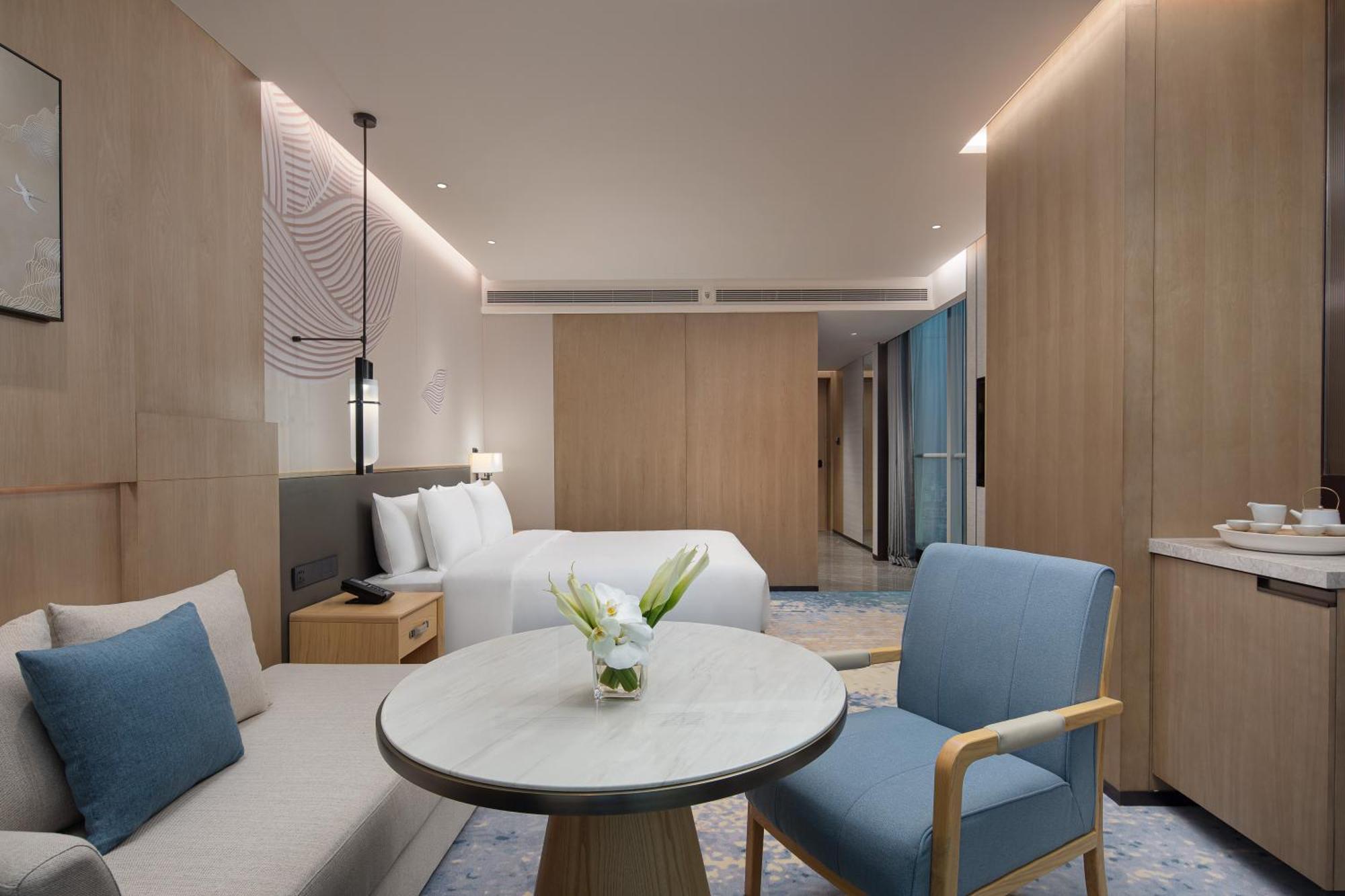 Hotel Wyndham Huangbian Metro Branch - Free Shuttle Bus To Fair 5*