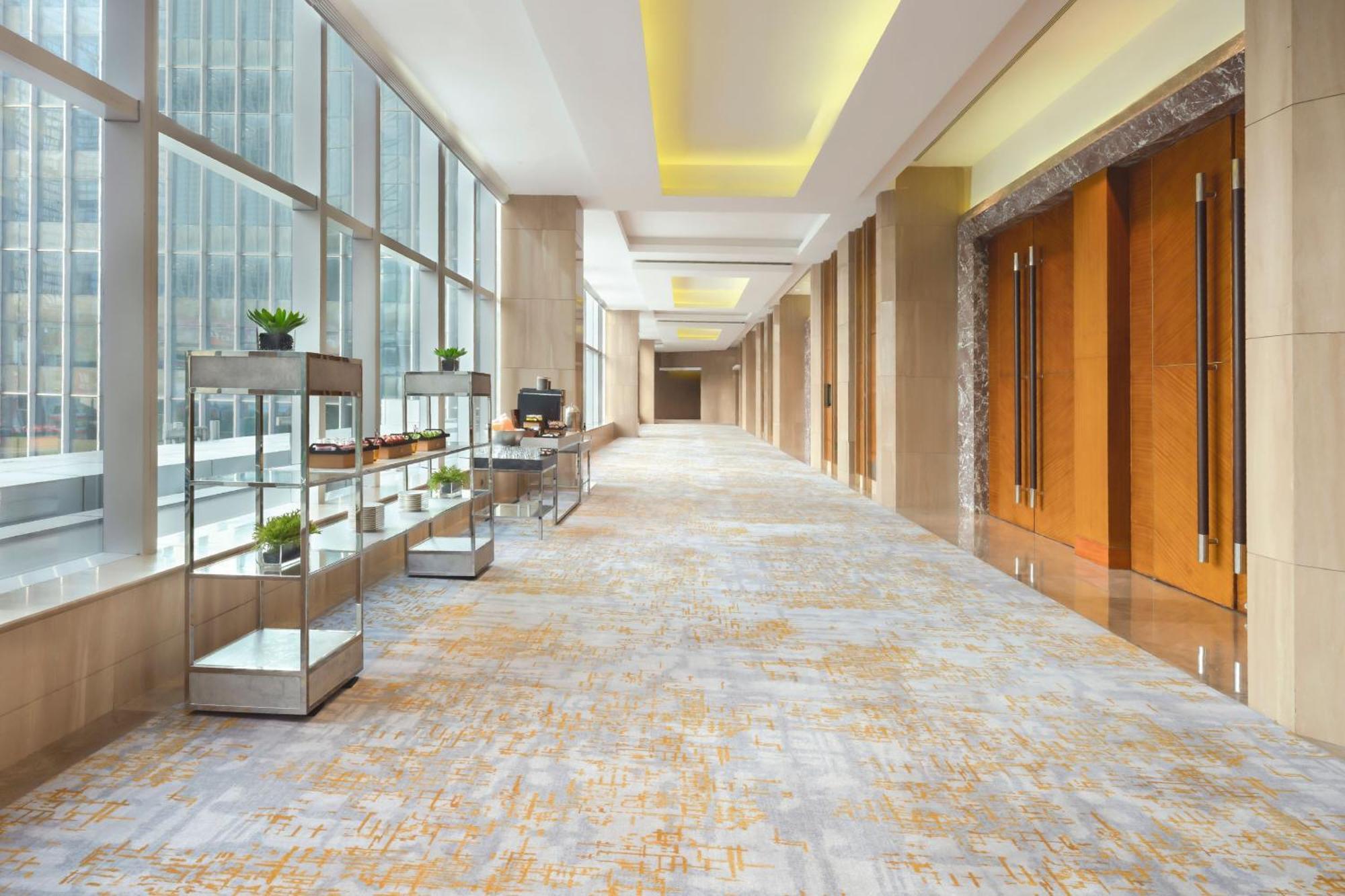 Sheraton Hotel 5*
