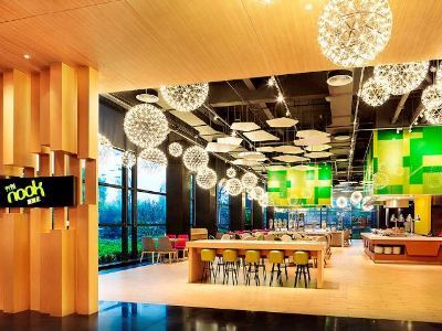 Aloft Park