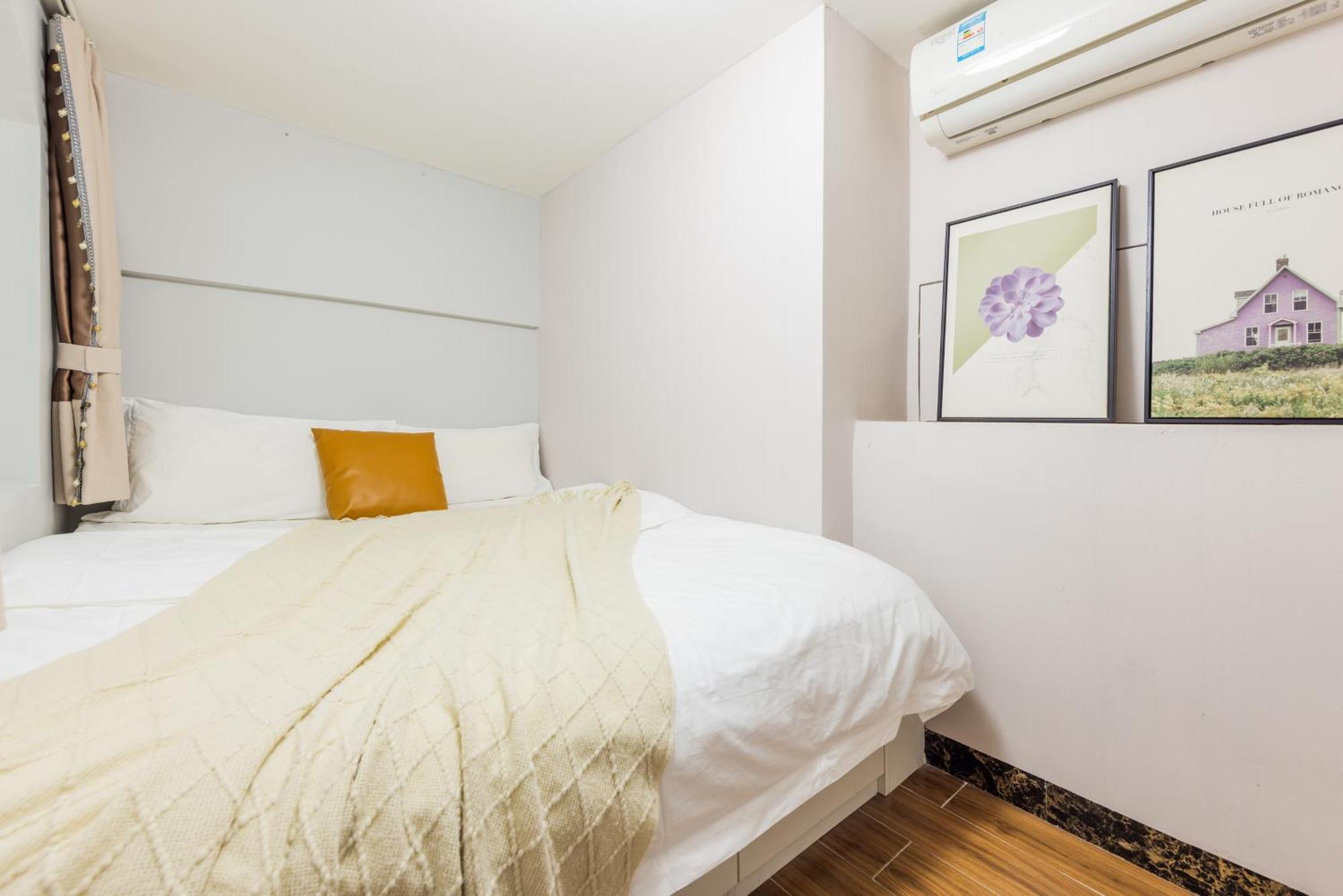 Apartment Lavendar Duplex *