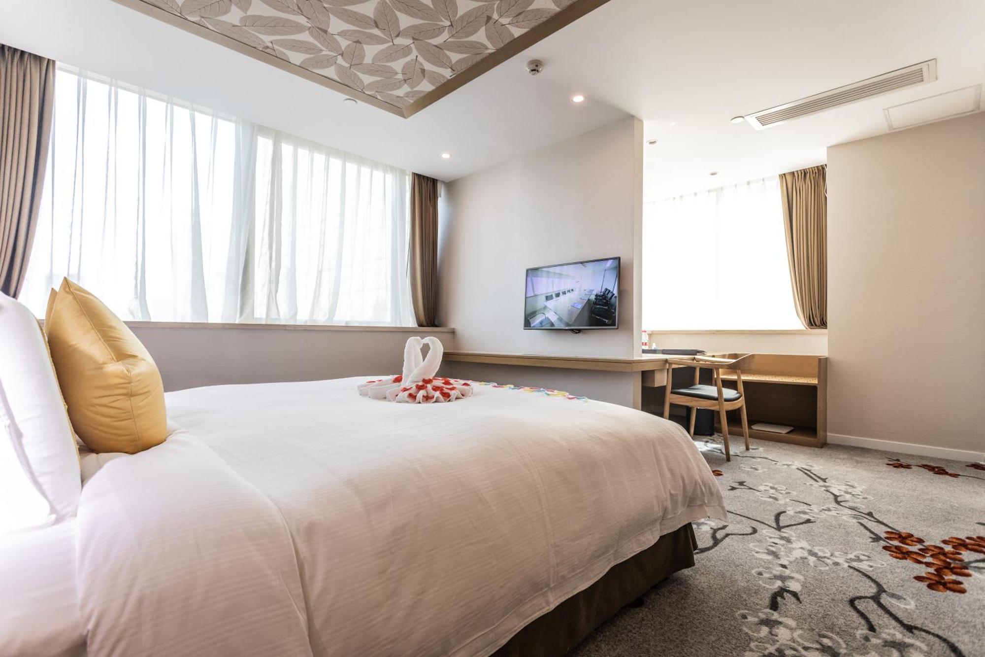 China Mayors Plaza - Free Shuttle Between And Exhibition Center & Exhibitor Registration Counter During Fair 4* Guangzhou