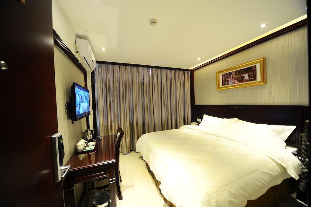 Hotel Hui Yuan 3*