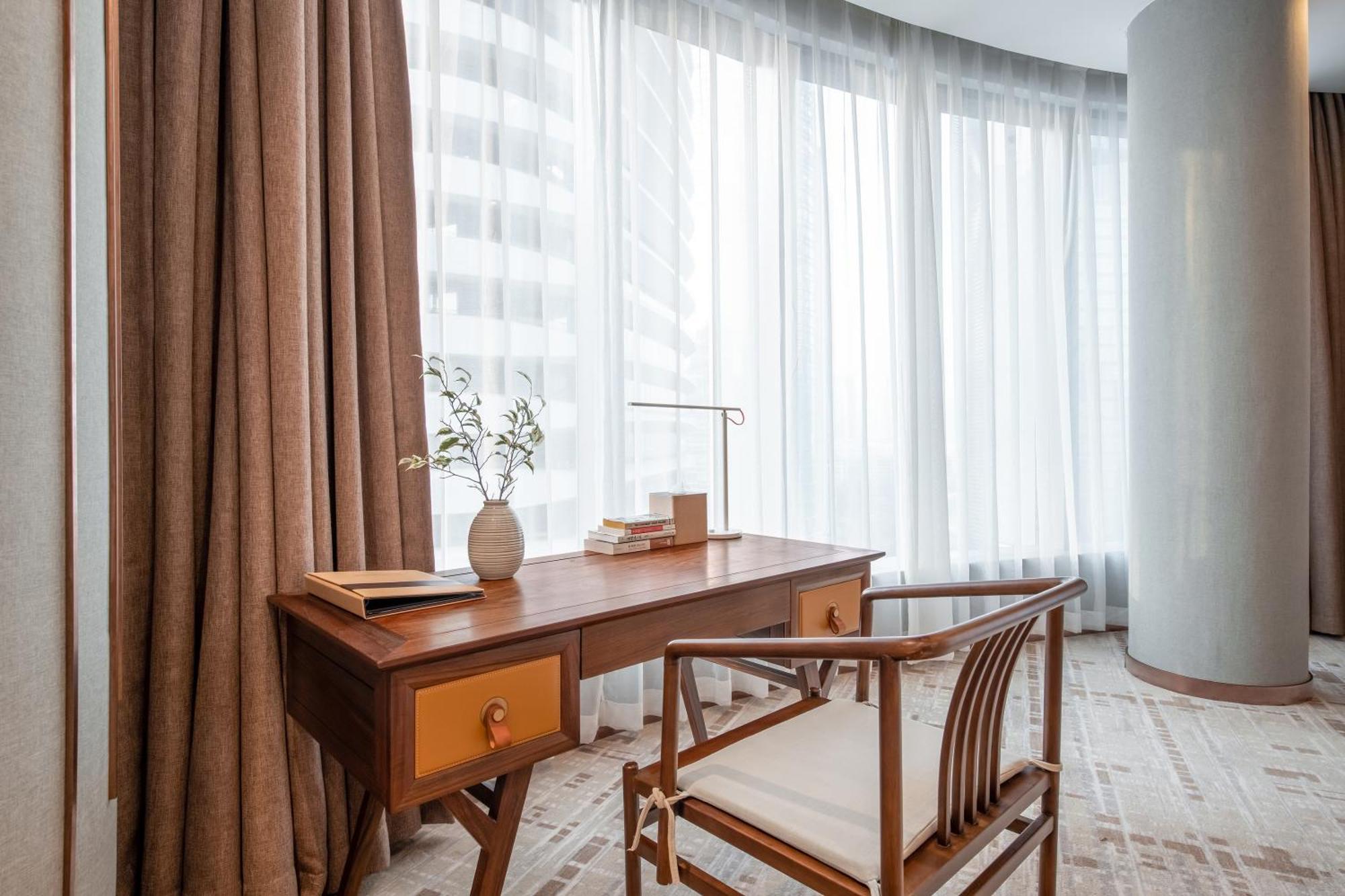 H' Elite Hotel- Free Fair Shuttle Bus And Registration Counter Hotel 4*