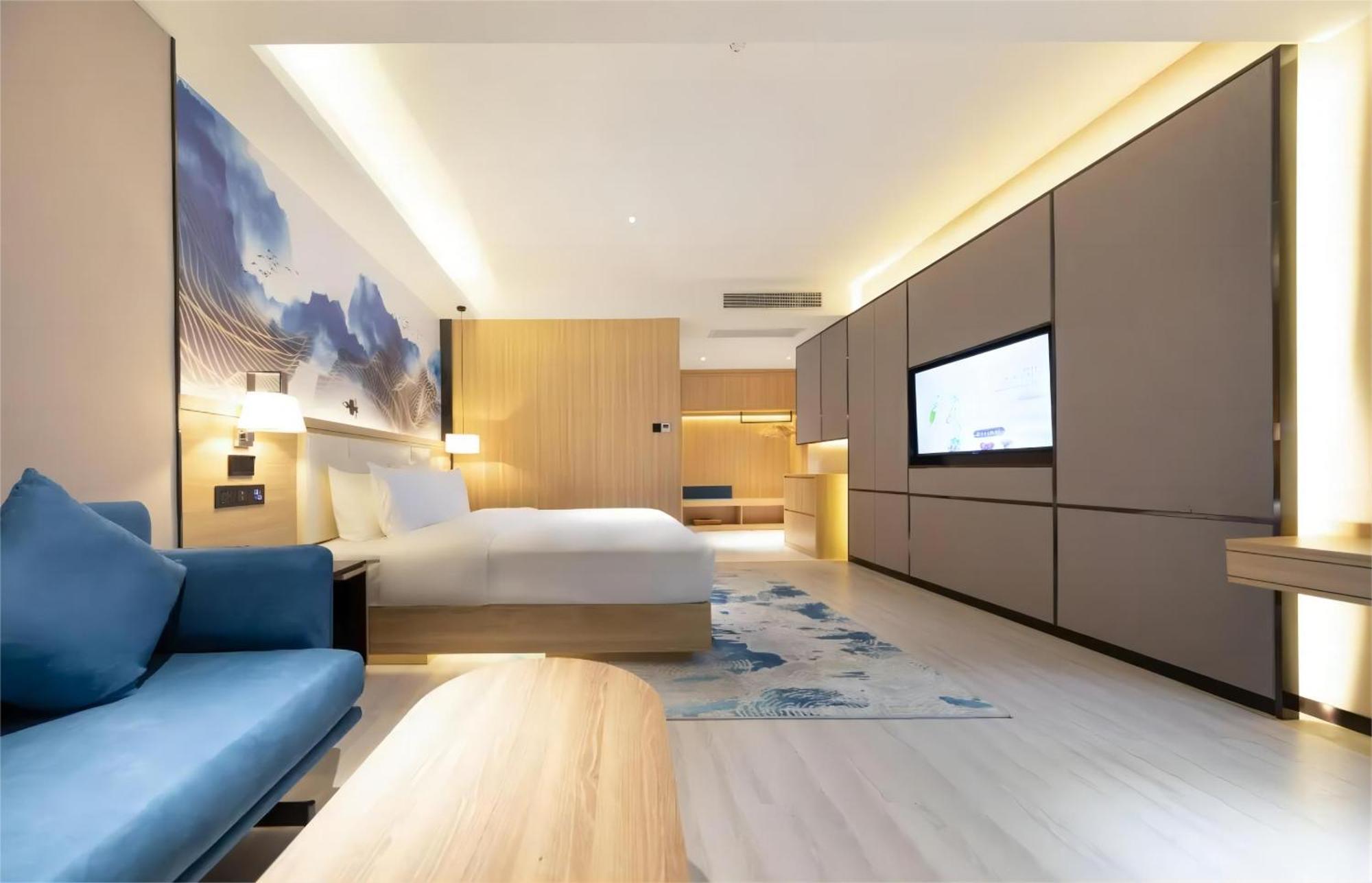 Ausotel By Argyle Baiyun International Airport Renhe Metro Exit B Hotel 4*