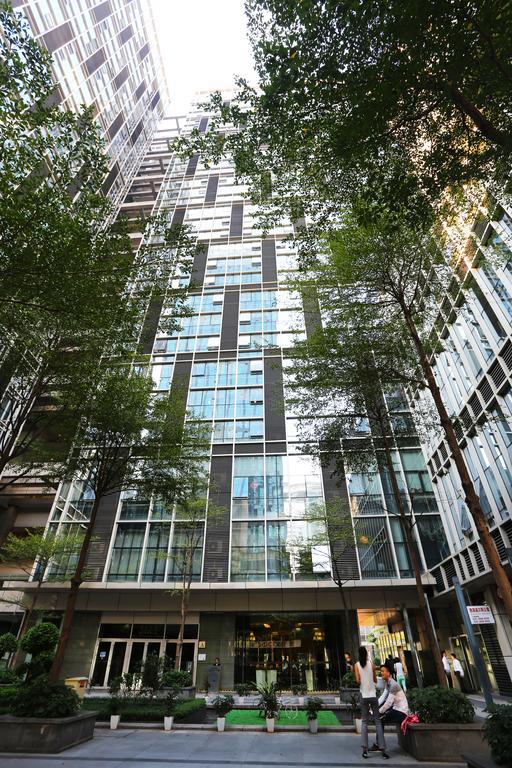 F&H Chain Hotel Apartemen