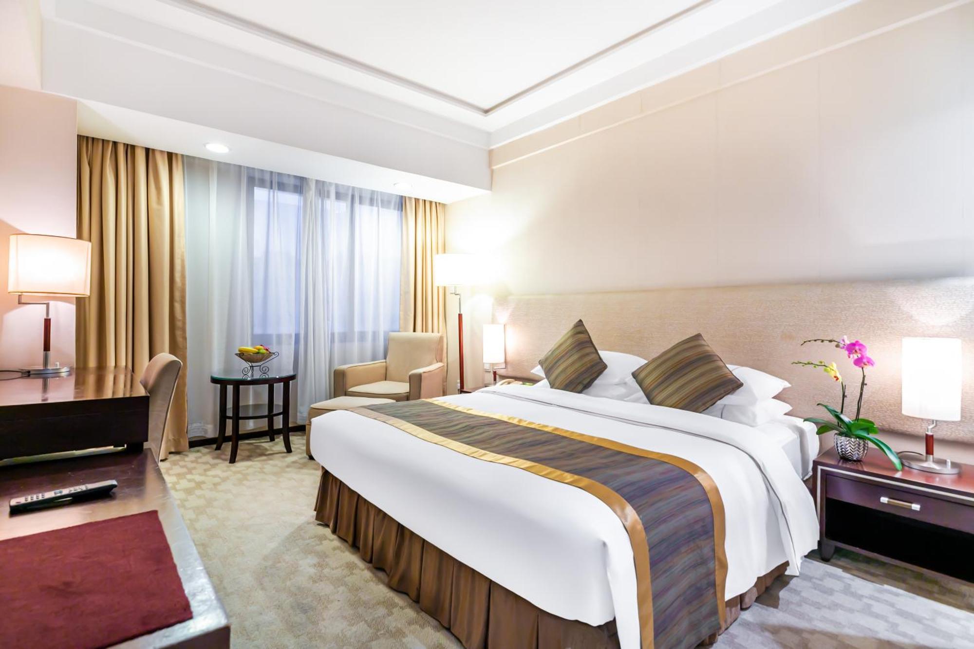 Guangdong Victory - Free Shuttle Bus To Exhibition Center During Fair 4* Guangzhou