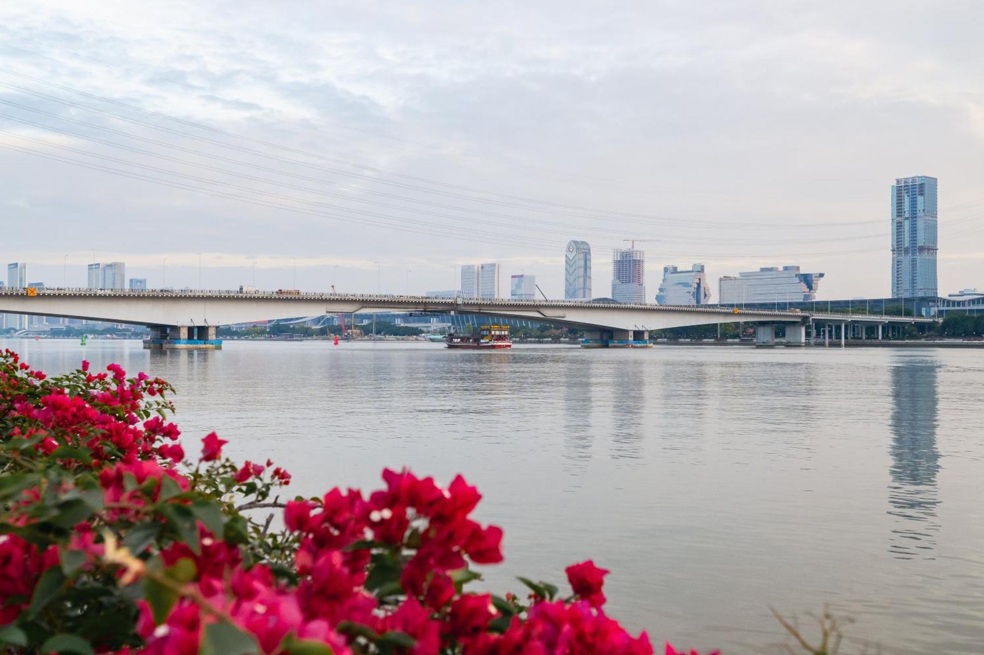 Livetour Zhujiang New Town 3* Guangzhou