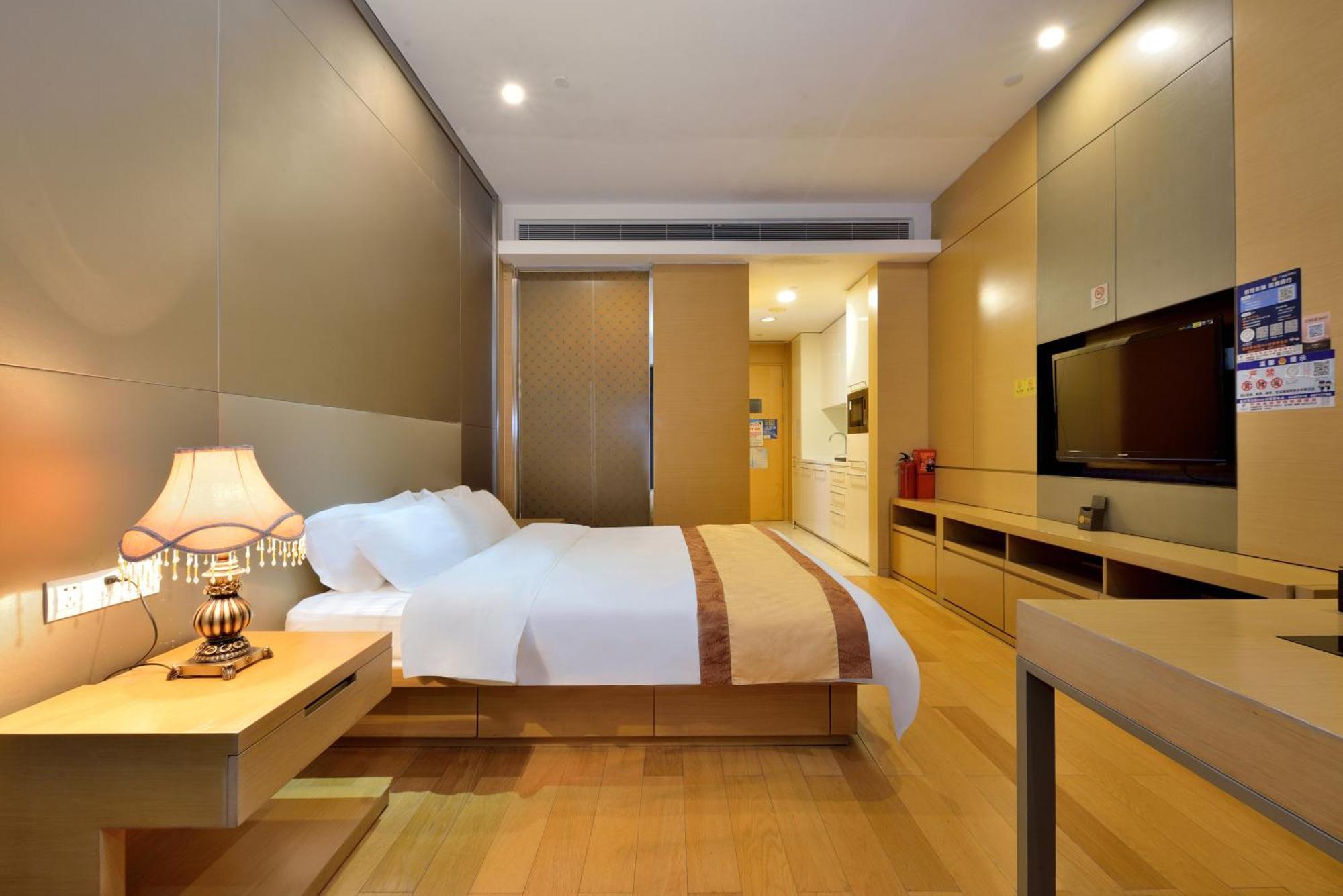 Heefun Gz -poly World Trading Center-walking Distance To Fair Pangsapuri