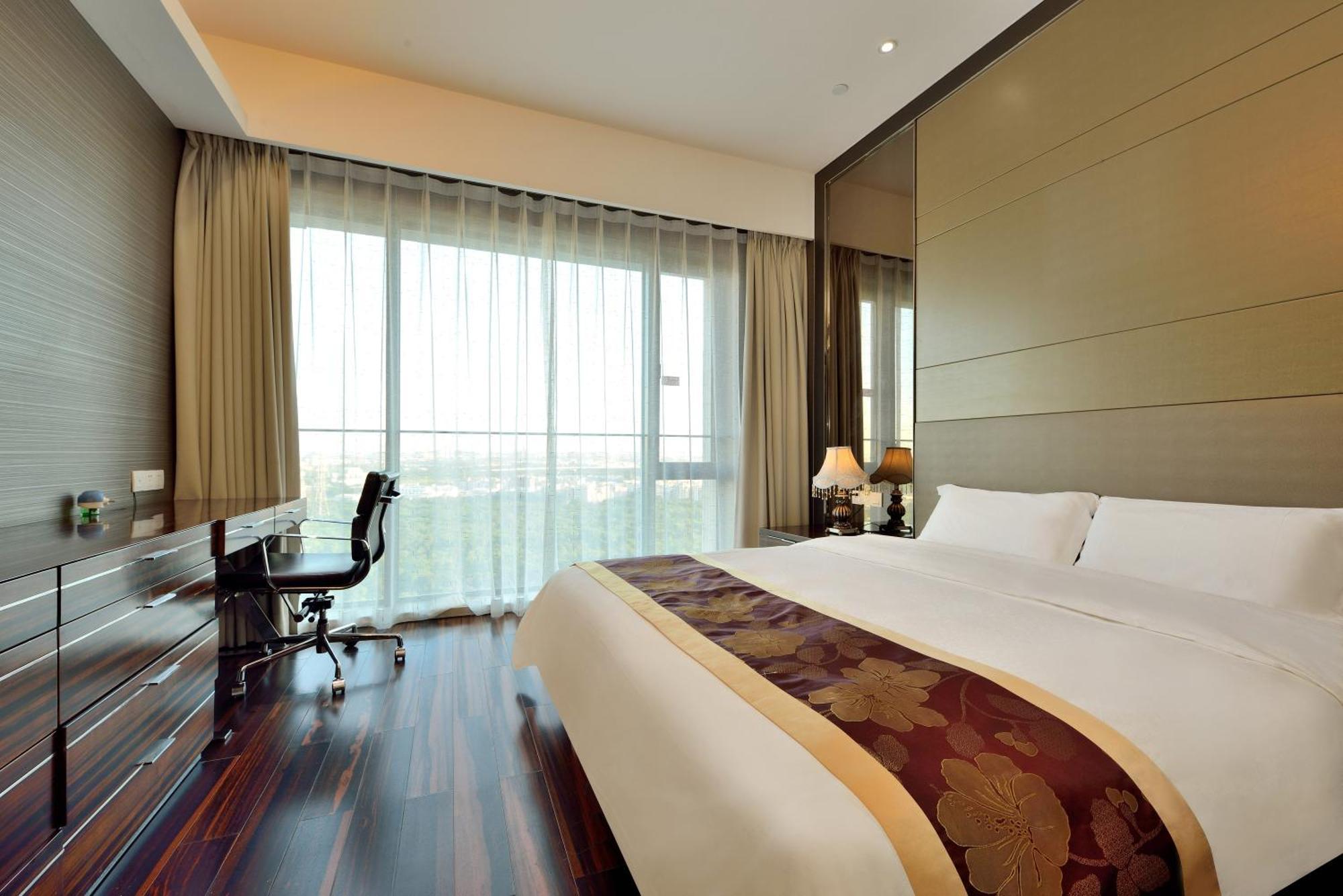 Heefun Gz -poly World Trading Center-walking Distance To Fair Pangsapuri Guangzhou