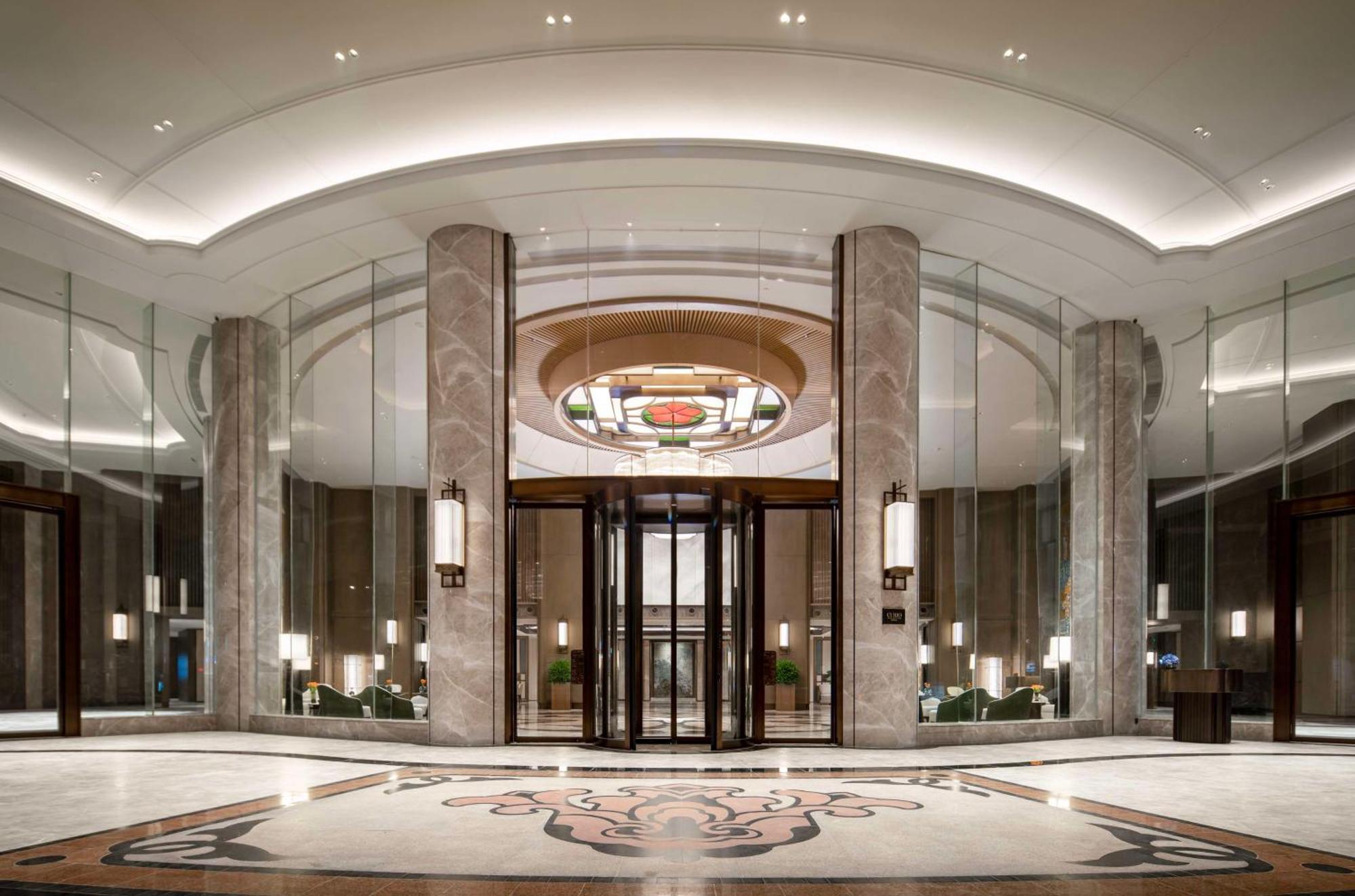 Yuexiu Guangzhou, Curio Collection By Hilton-free Shuttle Between And Exhibition Center During Fair Period & Exhibitor Registration Counter & Halal Food