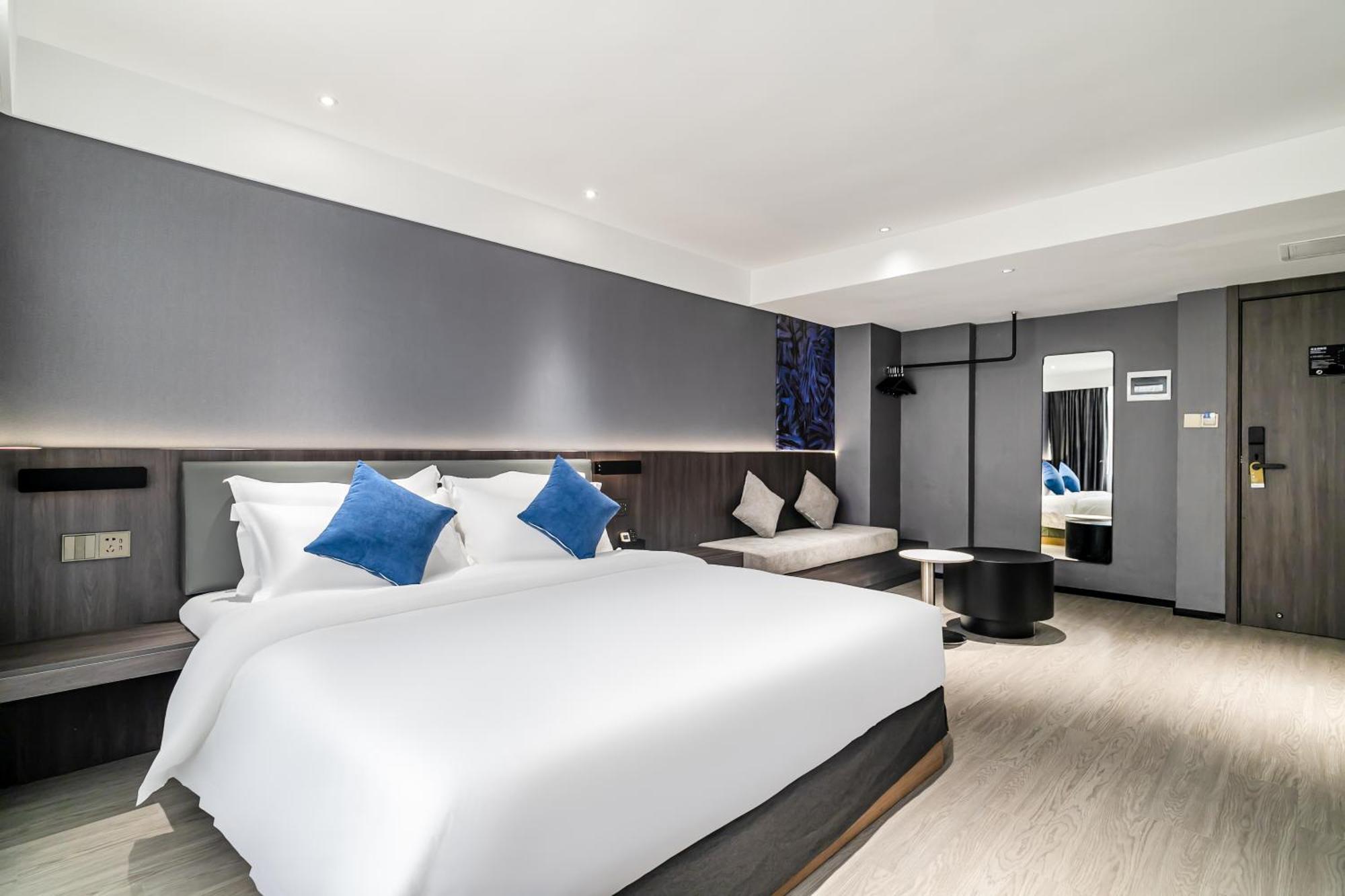 Insail Hotel