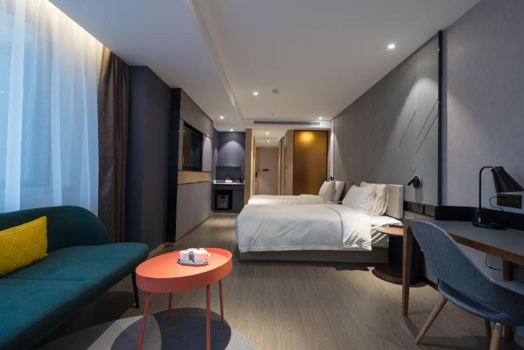 Hotel Atour Gangding Metro Station Taikoo Hui Tianhe --- Free Shuttle Bus Service Between Fair And During The Fair Guangzhou