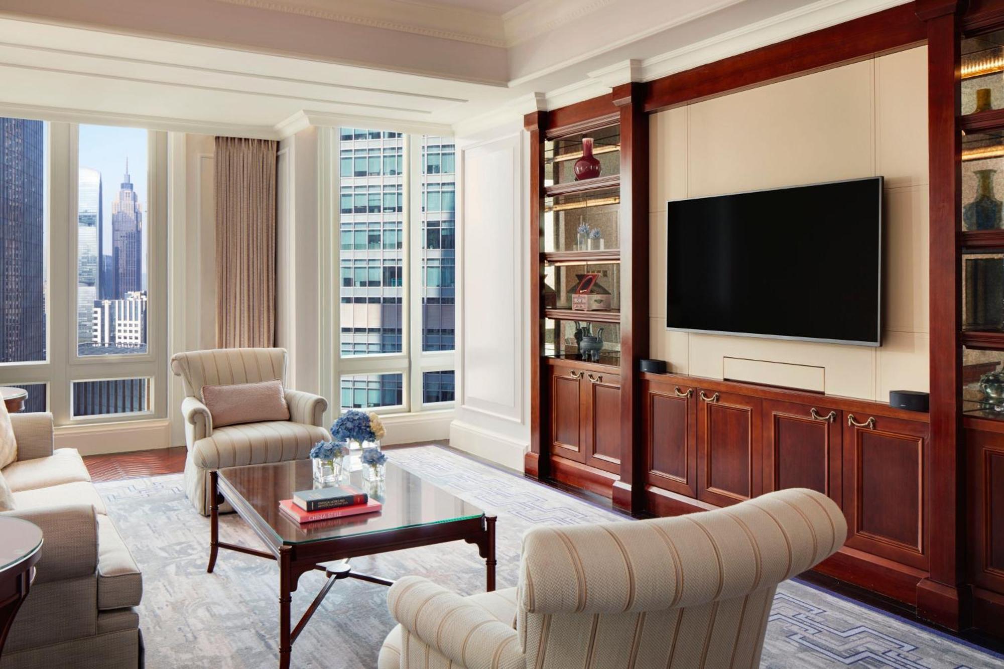 The Ritz-carlton, Hotel 5*