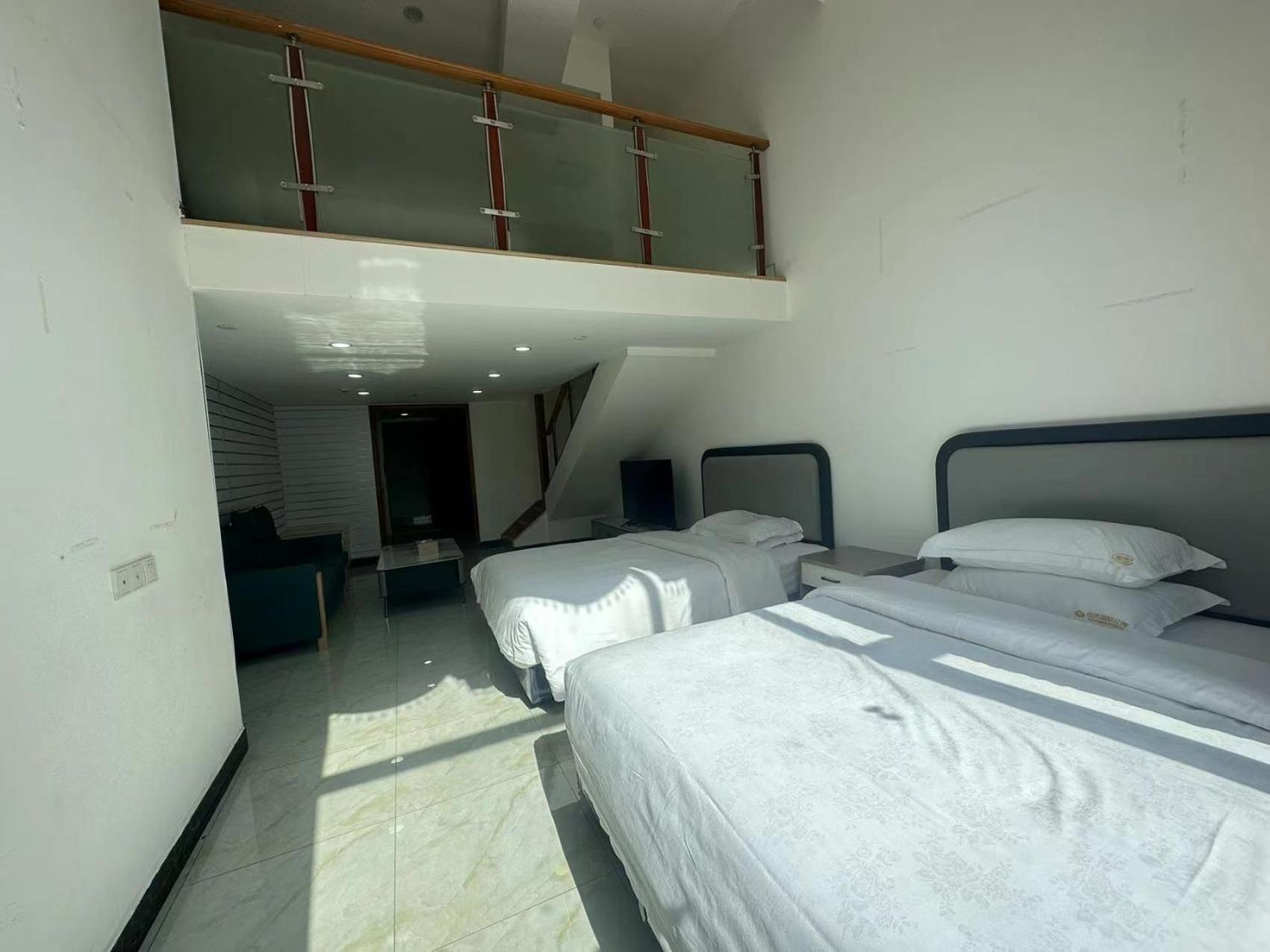 Apartemen Yoyo International Hotel-the Legend Building-1mins To Line5 Taojin Stn-free Shuttle Bus For Fair *
