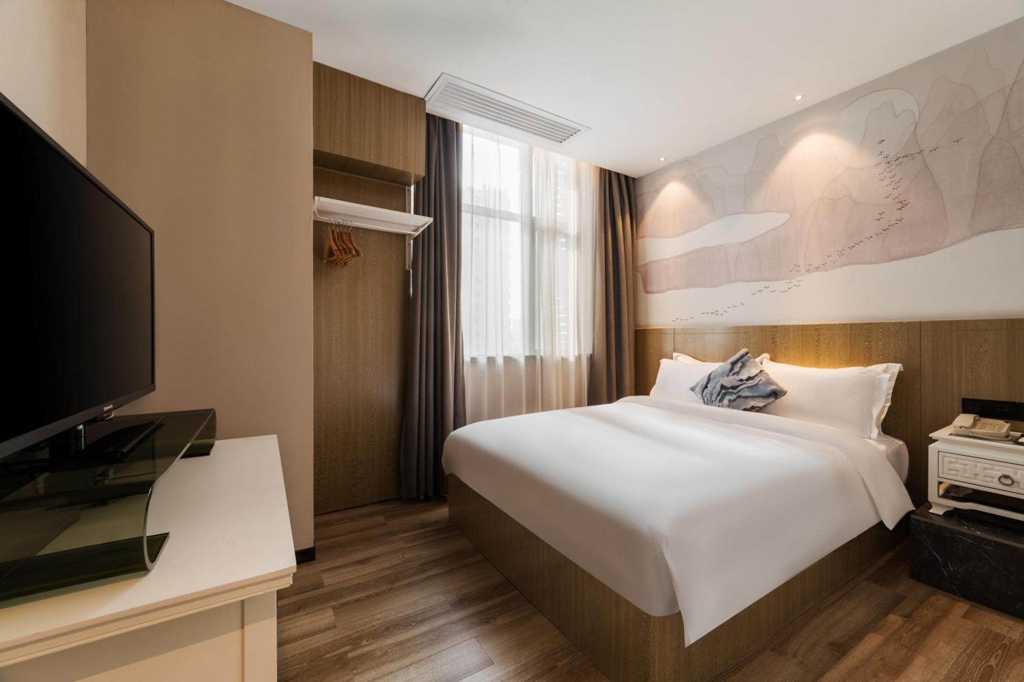 Hotel Paco Shuiyin Road Guangzhou-free Bus Fair 4*