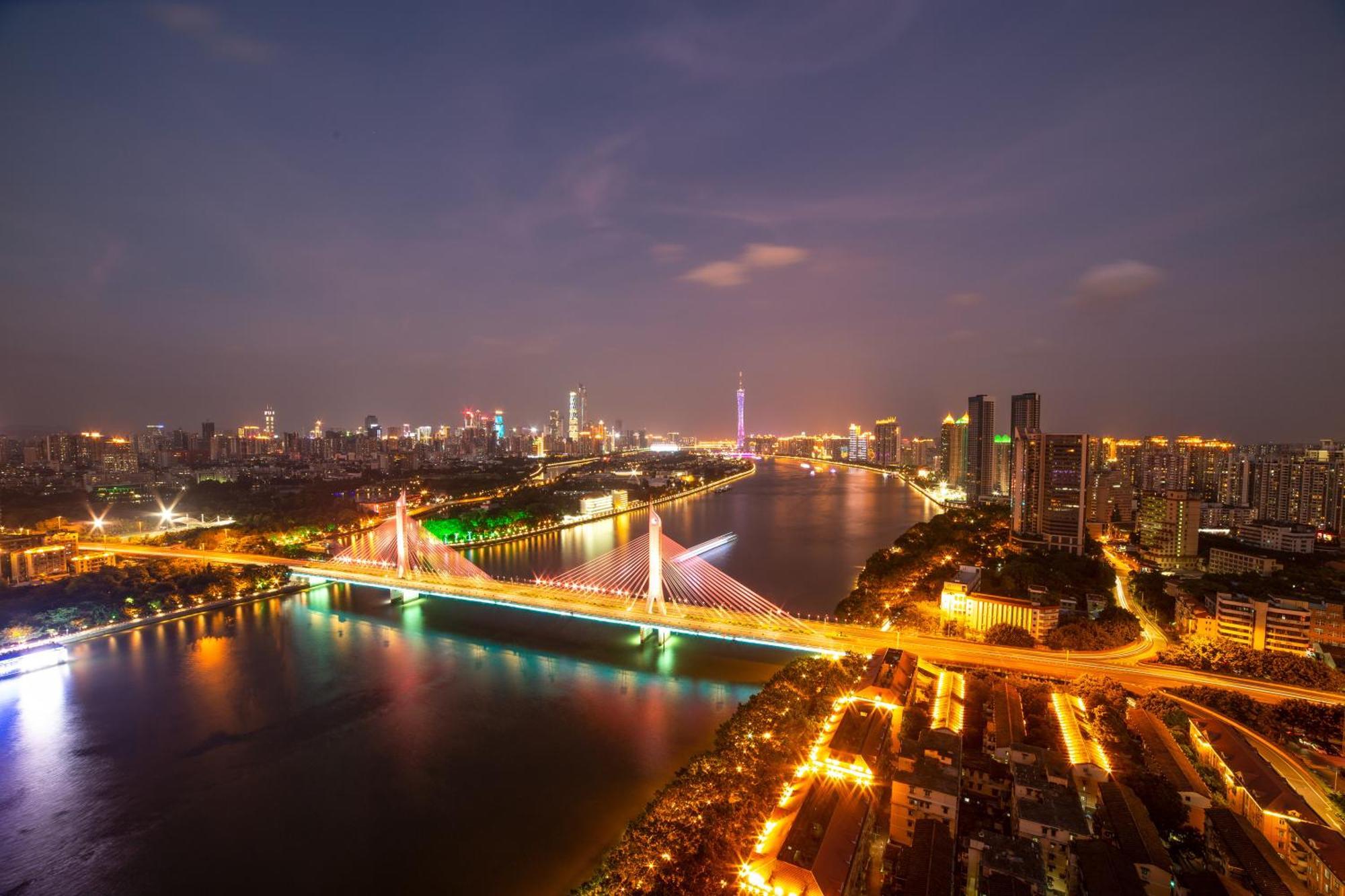 Echarm International Hotel Zhujiang New Town Wuyangcun Metro Station - Free Deliver Service To Canton Fair Complex Once A Day During Canton Fair Period Hotel