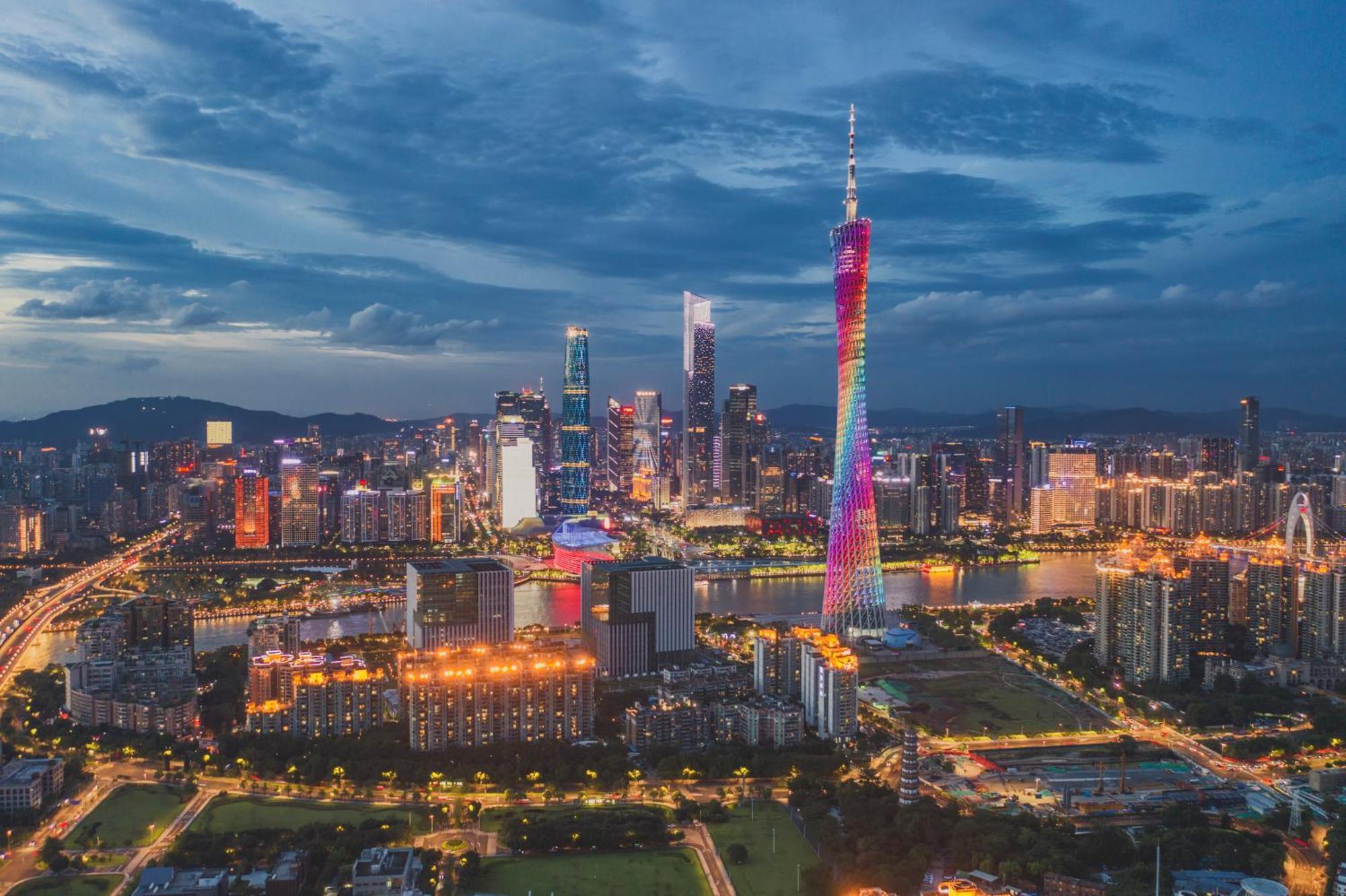 Hotel Echarm International Hotel Zhujiang New Town Wuyangcun Metro Station - Free Deliver Service To Canton Fair Complex Once A Day During Canton Fair Period Guangzhou