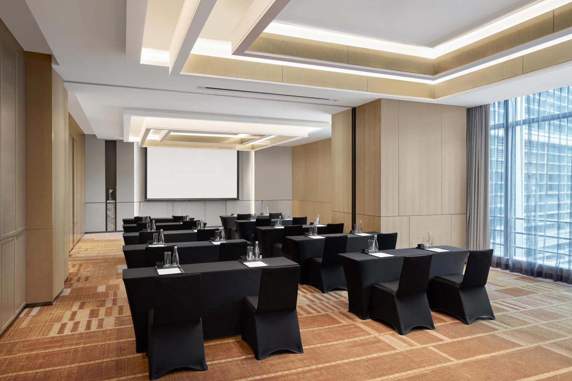 Sheraton Panyu Hotel