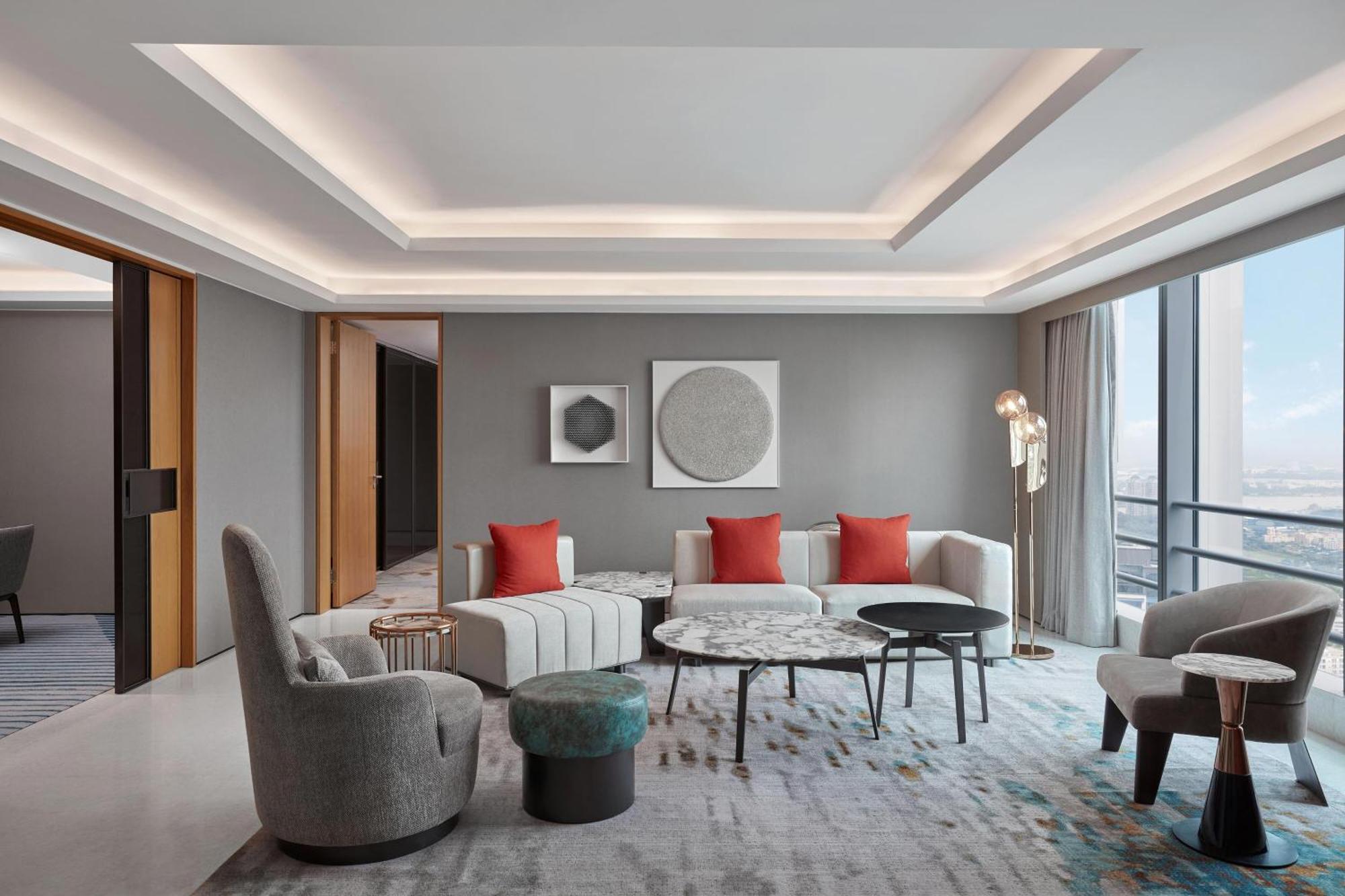 Sheraton Panyu Hotel 5*