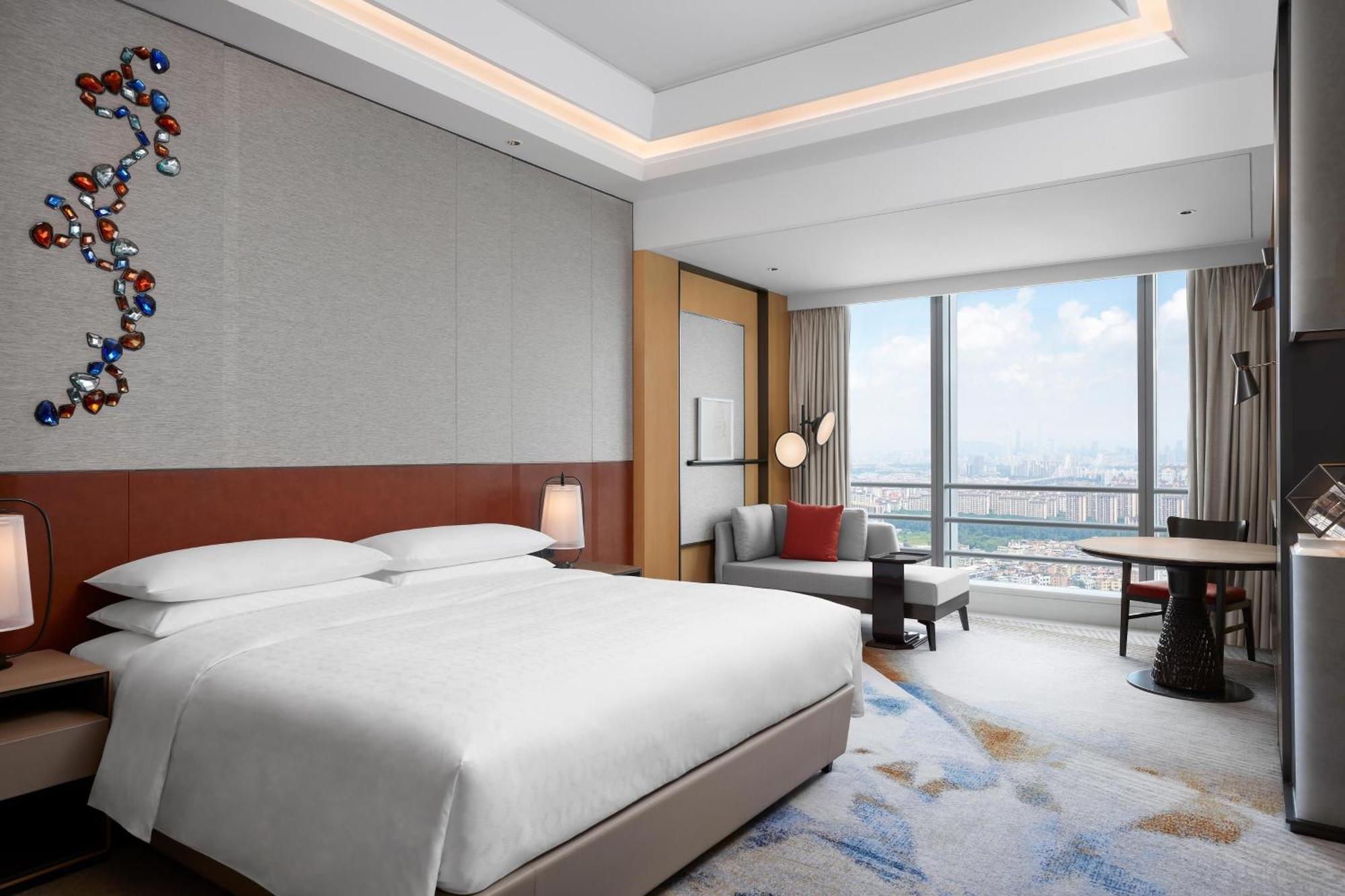 Sheraton Panyu Hotel 5*