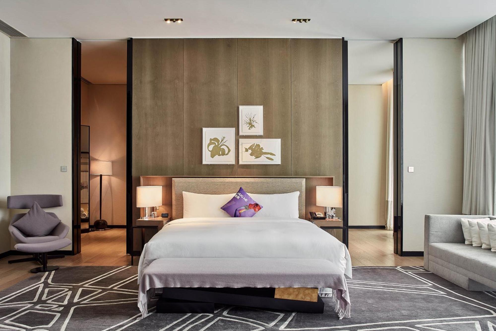 Hotel W