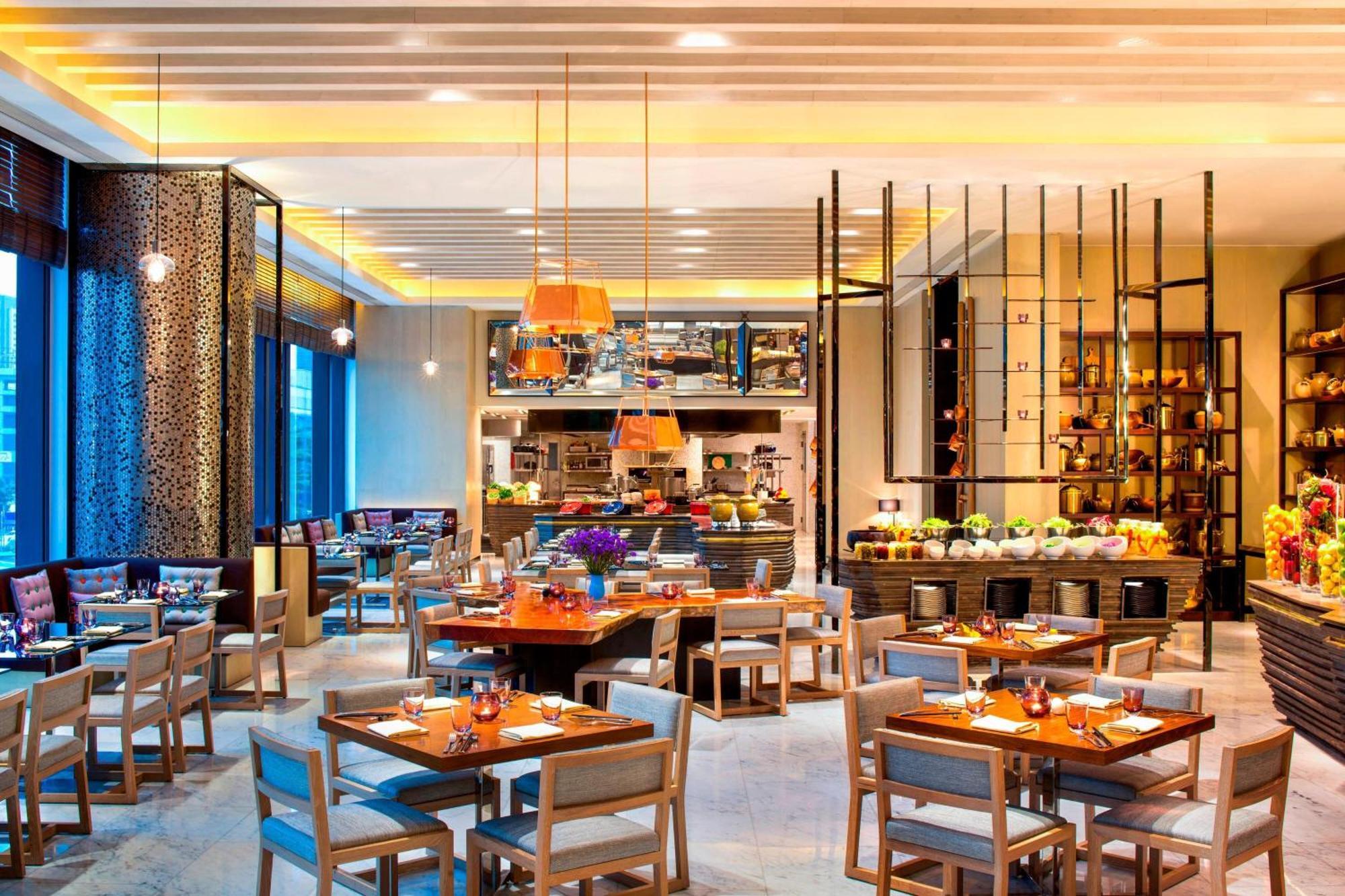 W Hotel 5*