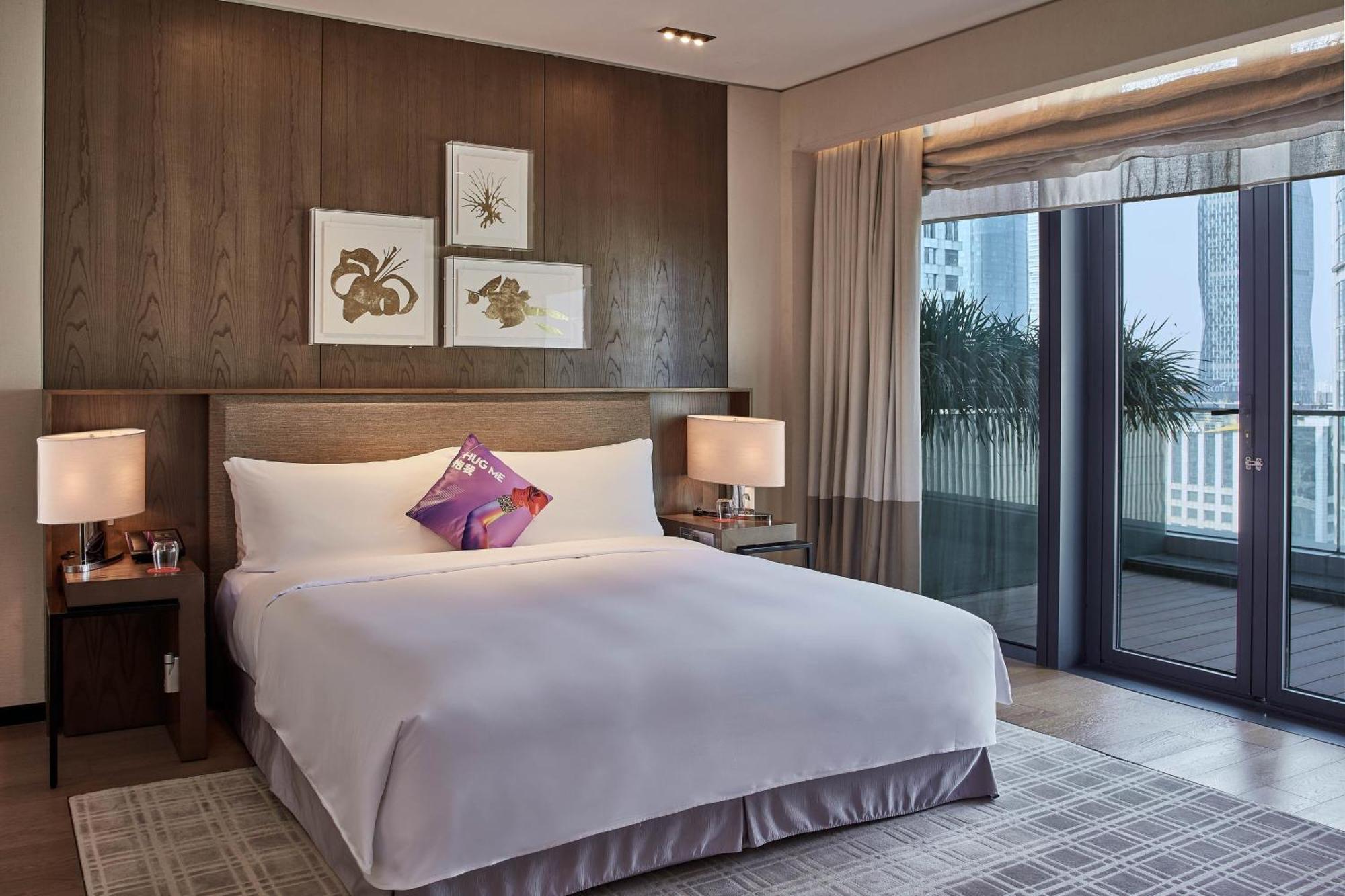 Hotel W