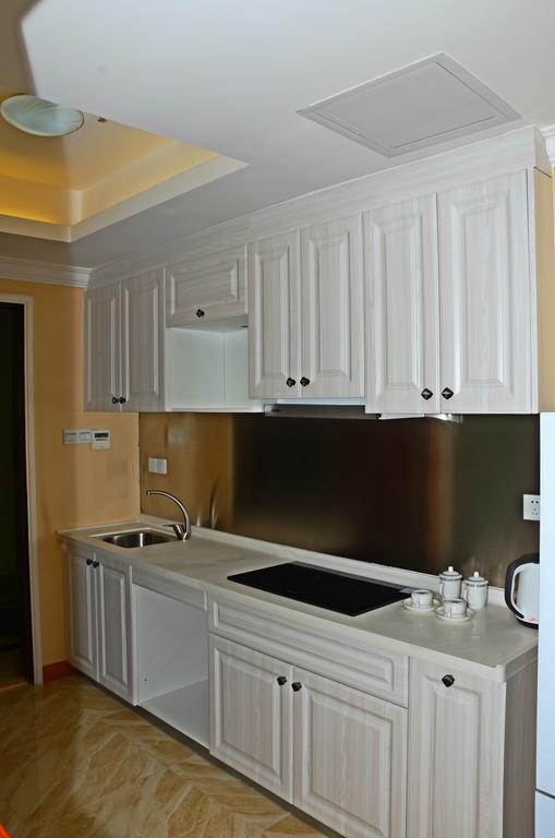 The Legend Service Apartment
