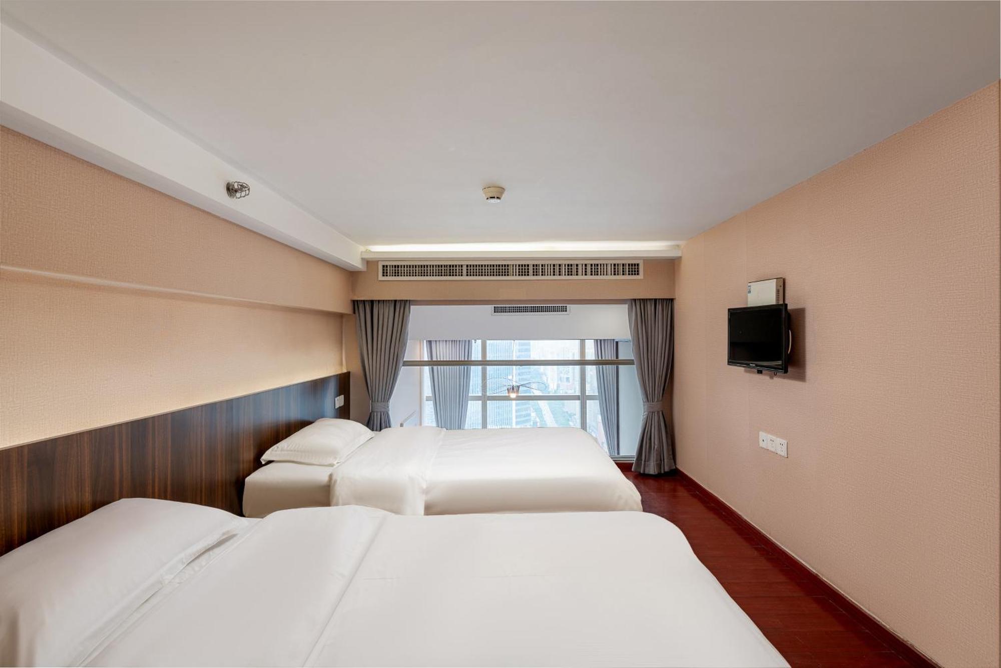 Raffles Executive Apartment: Fair Convenience At Zhengjia Plaza Apartment