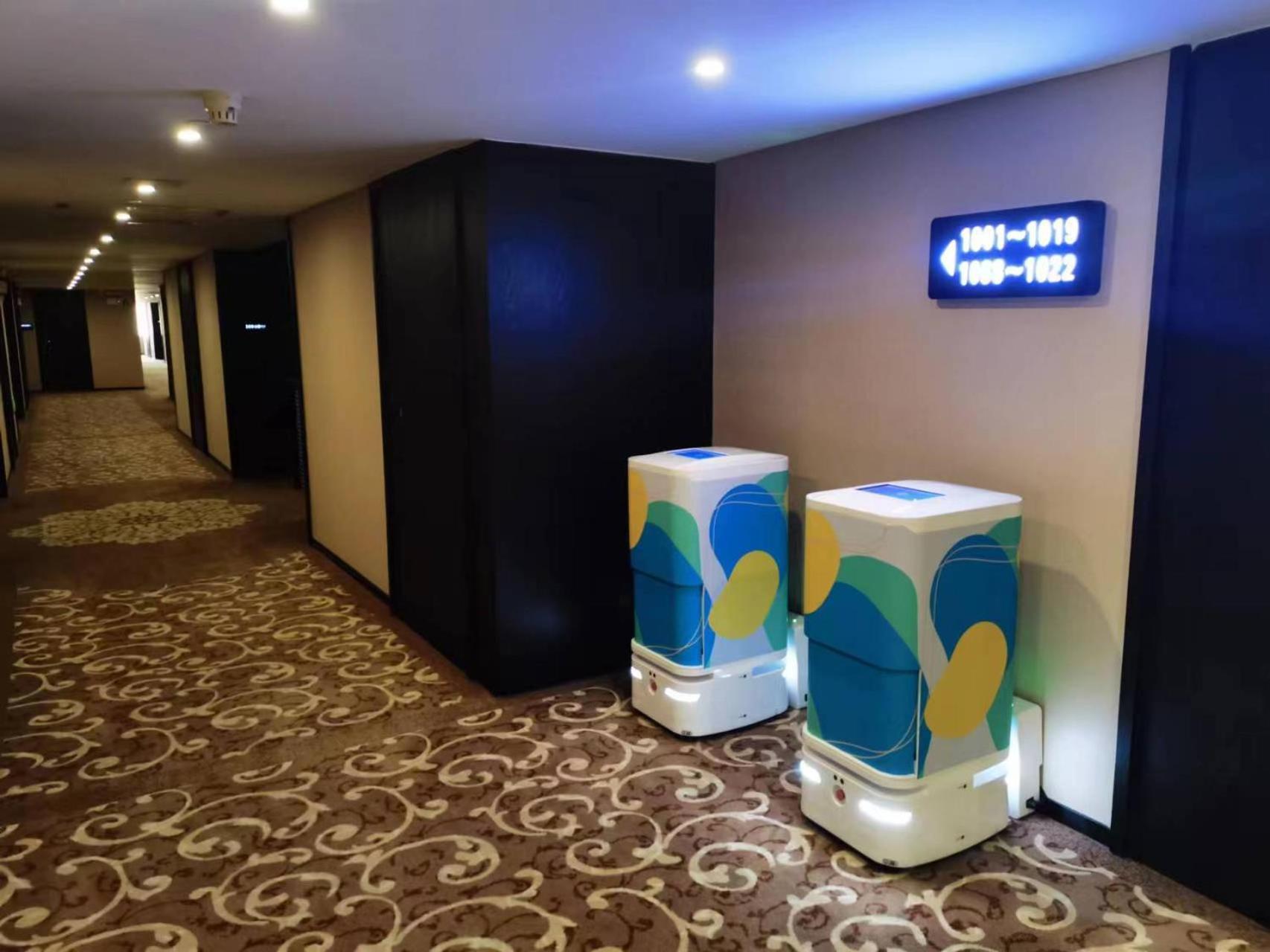 Hotel Guangdong Hotel-free Shuttle & Registration Counter Service During Fair 4*