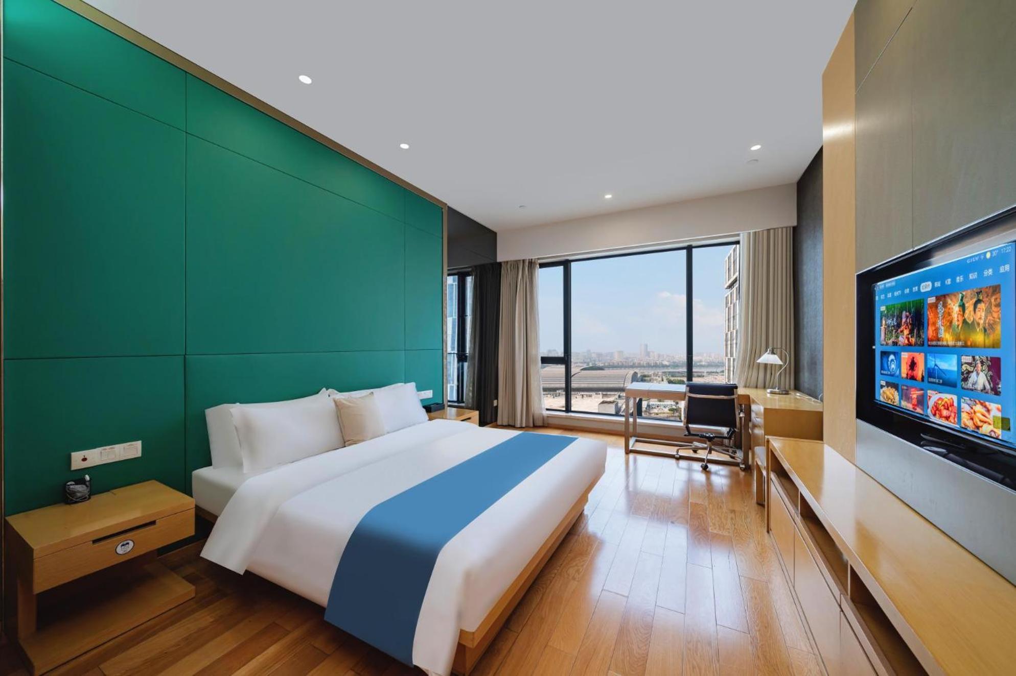Estay Residence-poly World Trade Center *