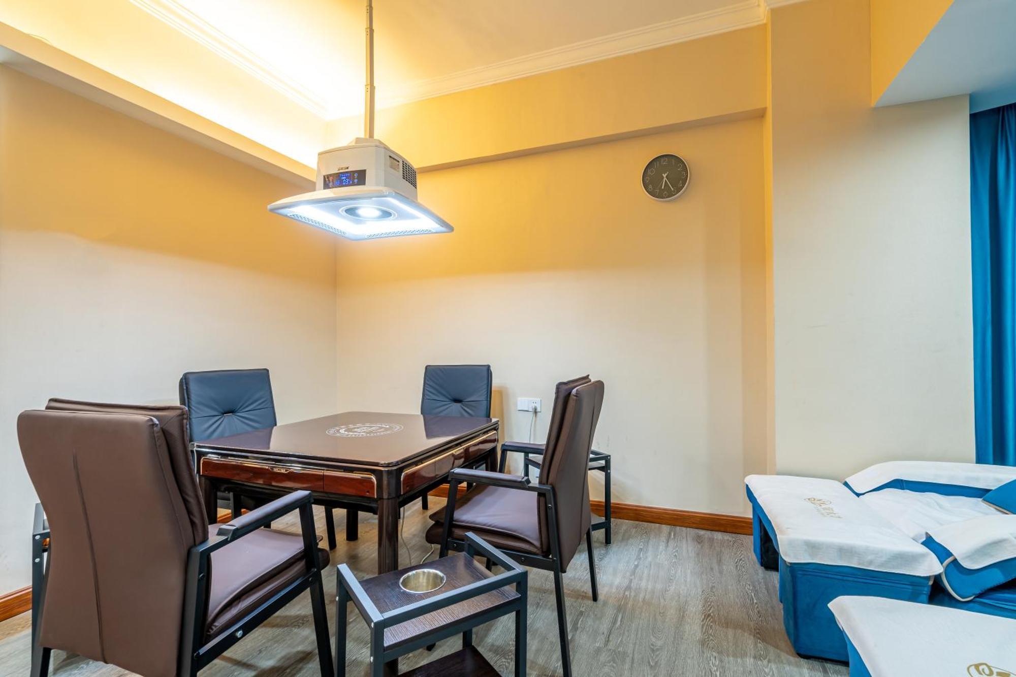 Hotel Waifiden -former Tokai - Xiaobei Metro Station - During The Fair, There Will Be Shuttle Buses For Transportation Back And Forth Guangzhou