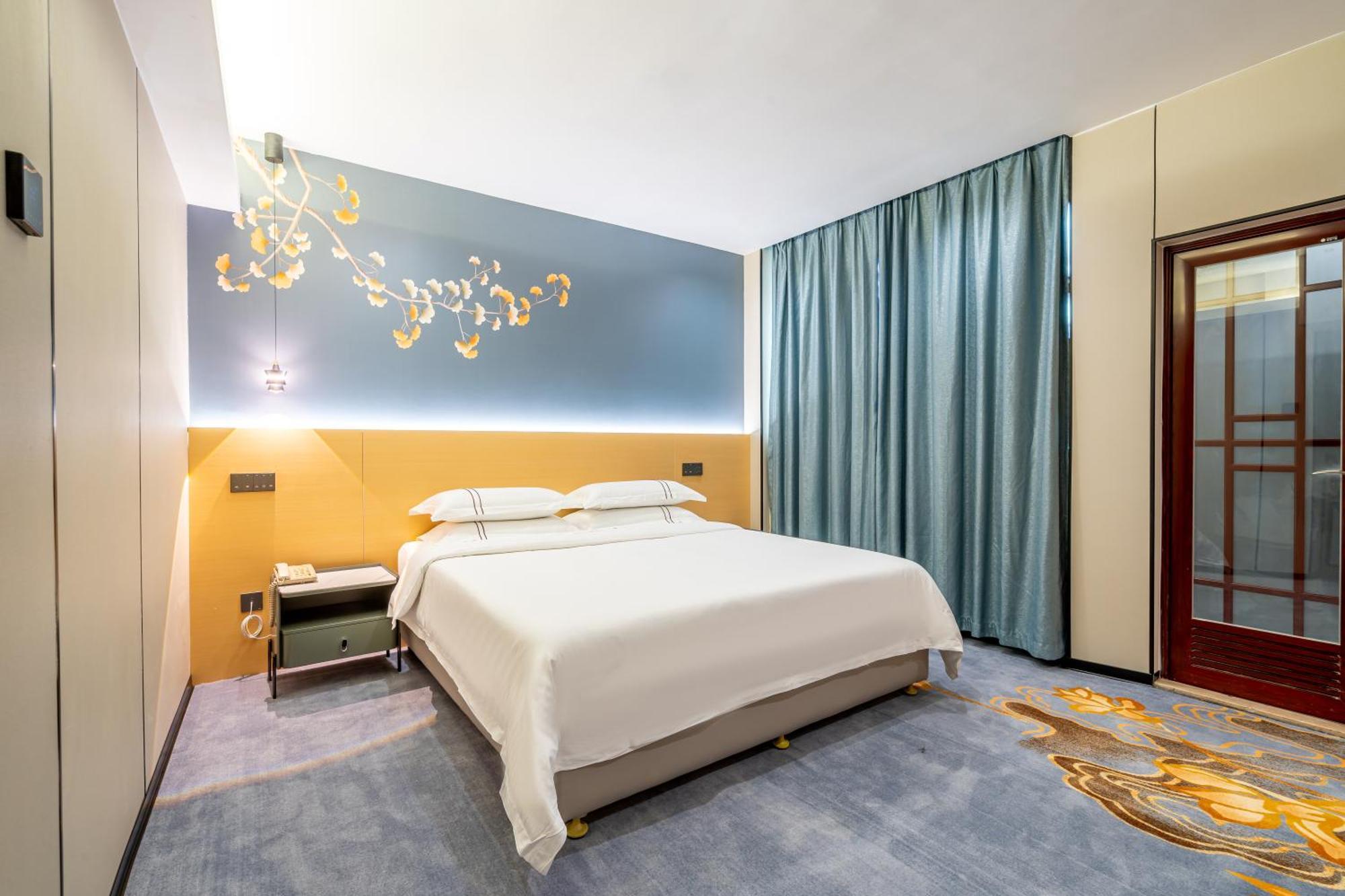 Hotel Waifiden -former Tokai - Xiaobei Metro Station - During The Fair, There Will Be Shuttle Buses For Transportation Back And Forth