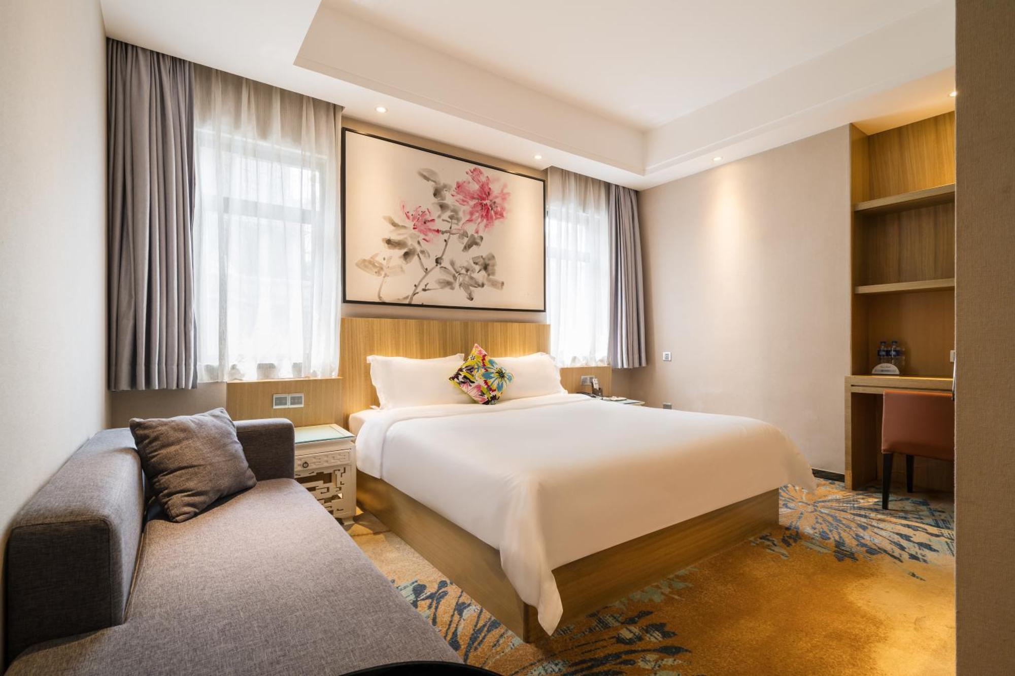 Paco Tаojin Metro - Free Shuttle Bus For Centen Fair Hotel 4*